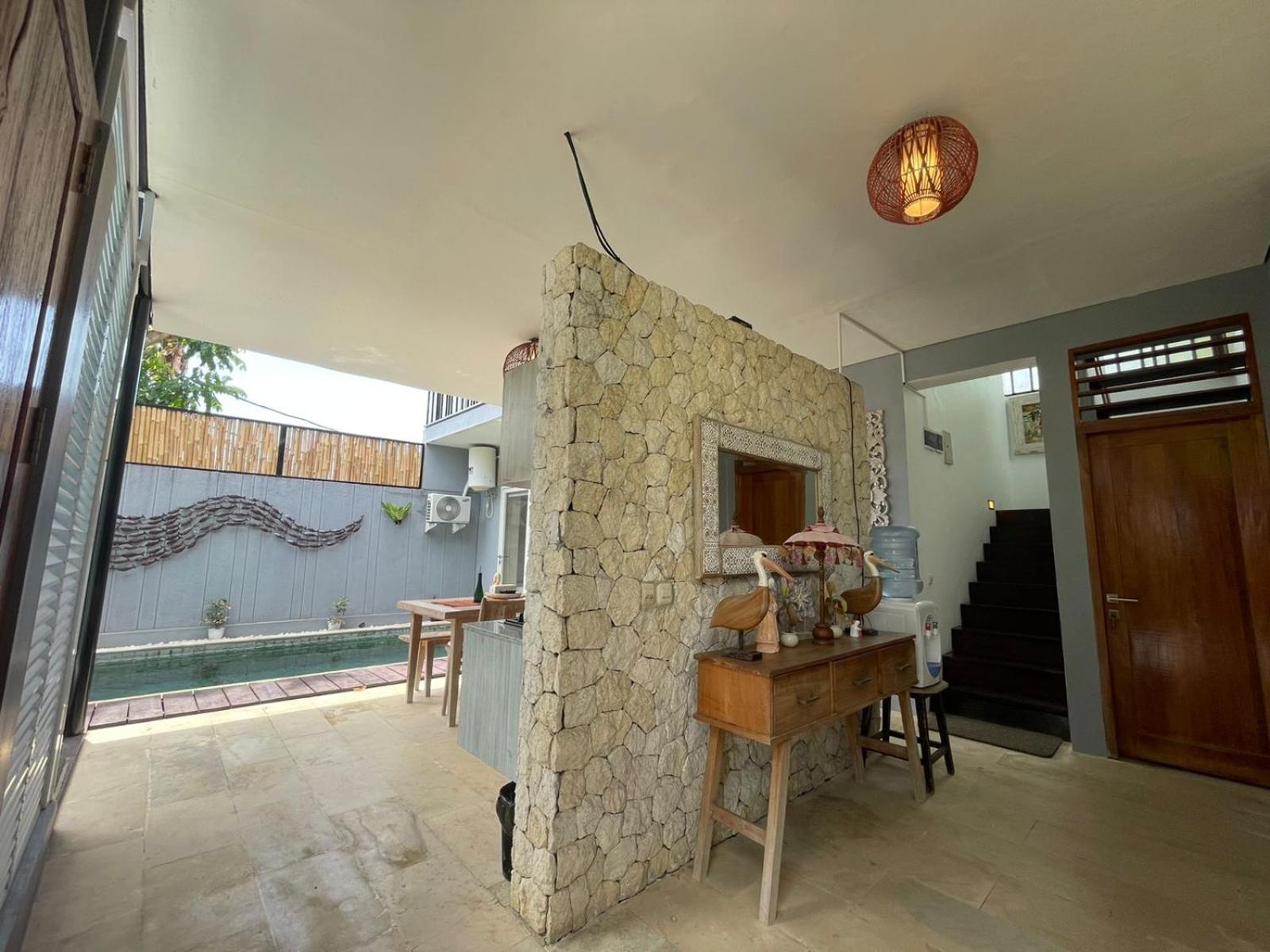Modern Balinese Villa with Scenic View view 4