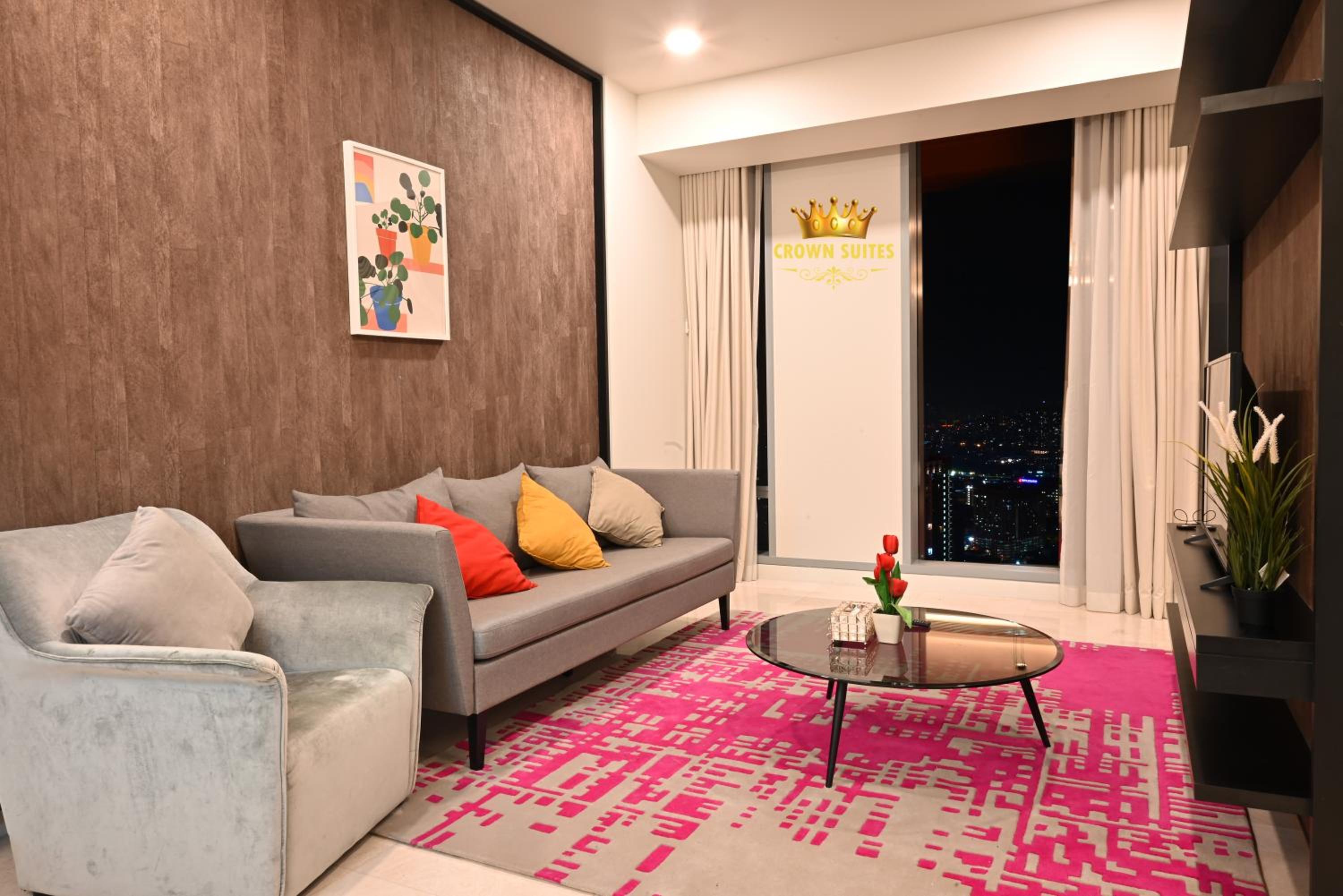 Crown Suites Tropicana KLCC Kuala Lumpur City Center
