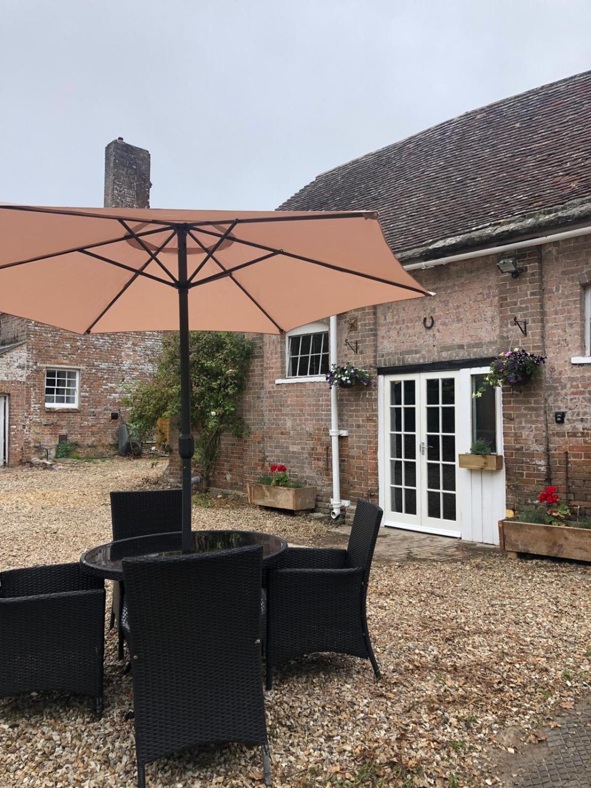 Manor House Mews - rustic Stable Conversion view 4