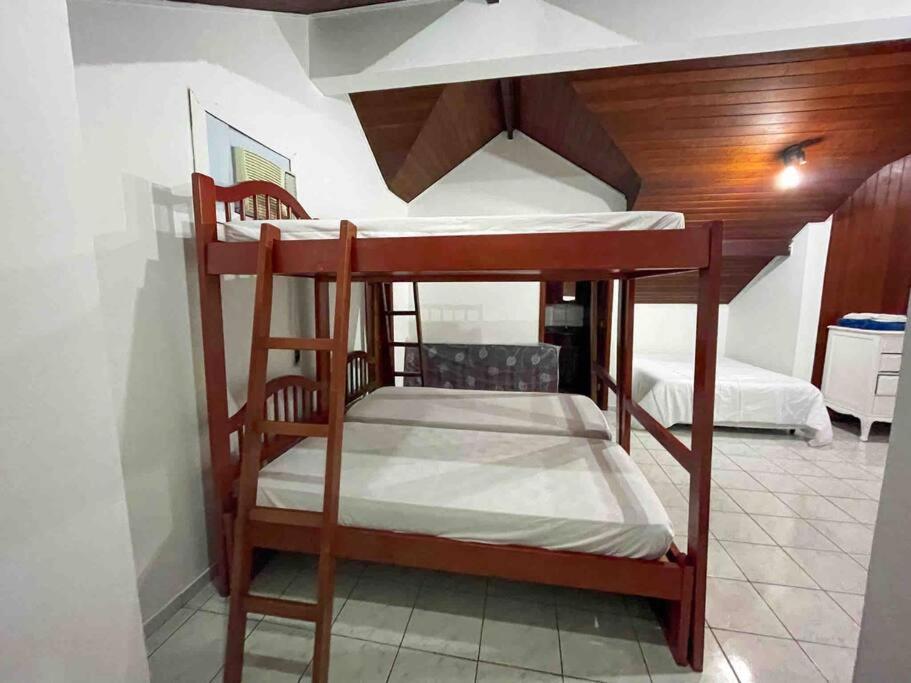 Casa Frente ao Mar até 20 pessoas praia do Indaiá