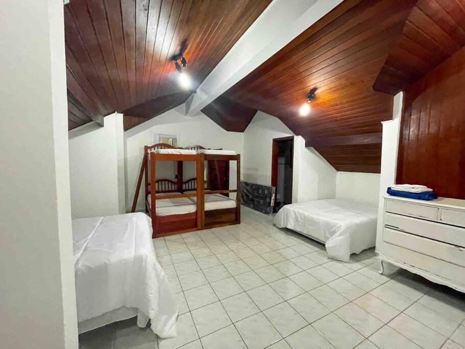 Casa Frente ao Mar até 20 pessoas praia do Indaiá