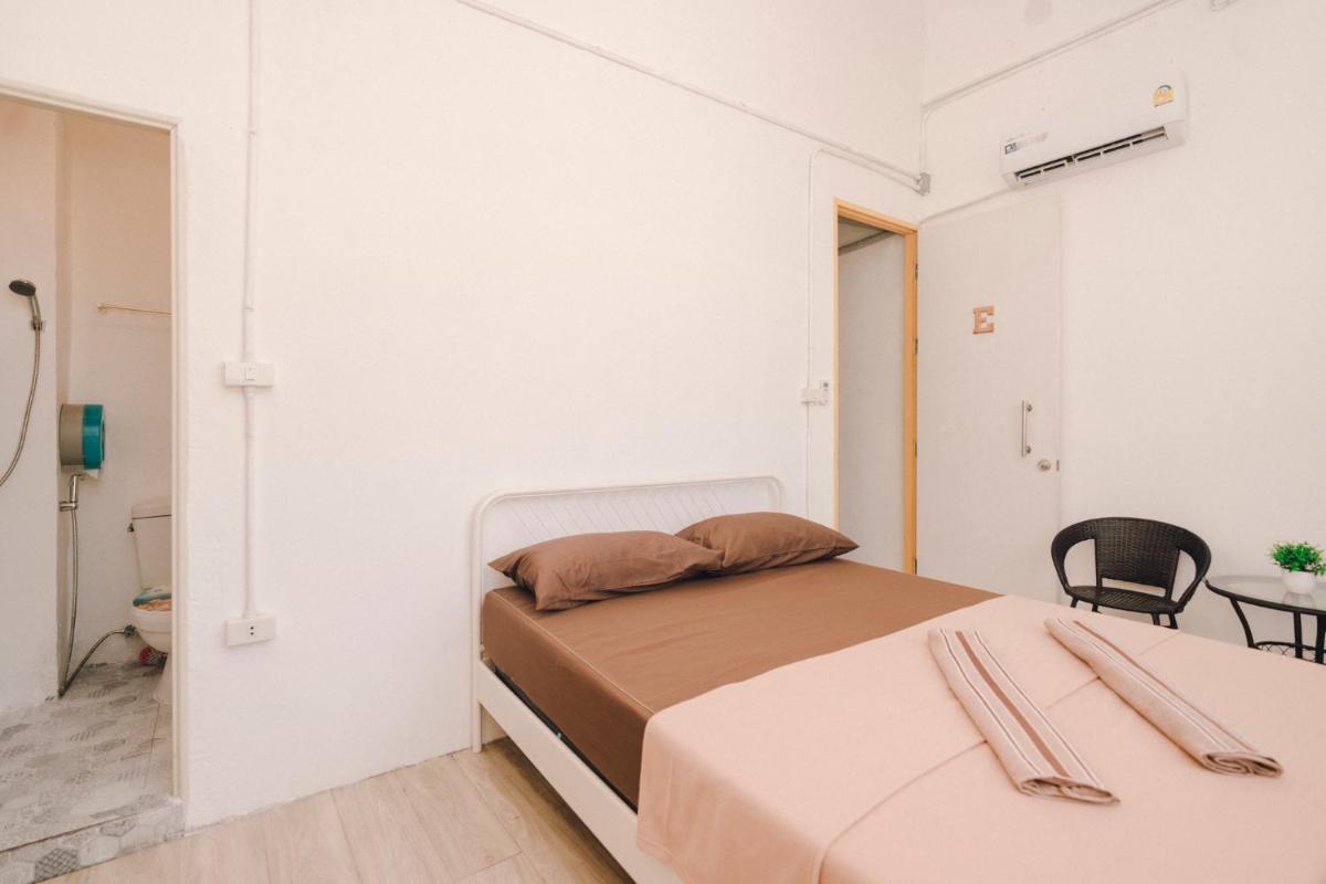 Liberta Hostel