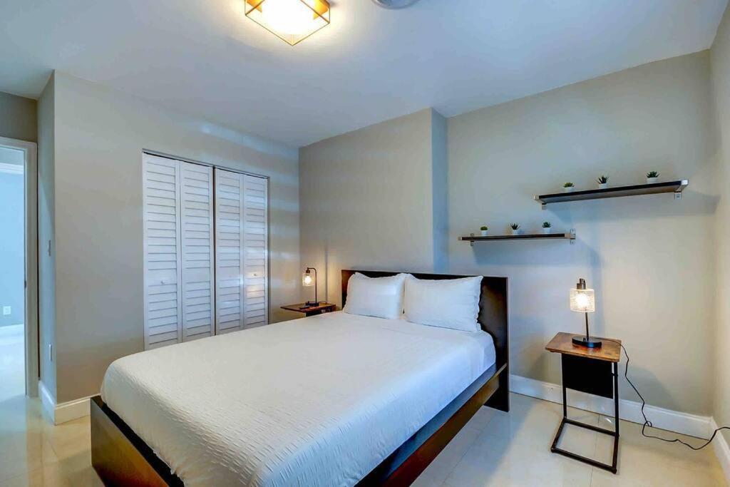 Grand Home Jacuzzi, Heated Pool, Games, BB Court L20