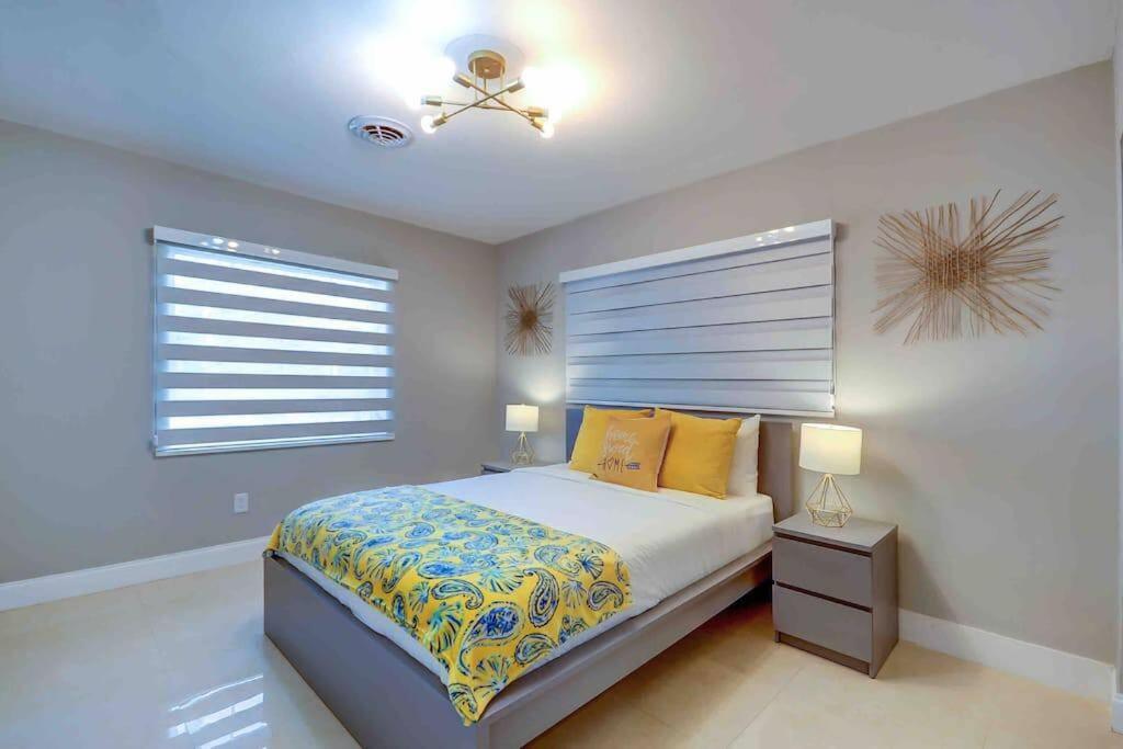 Grand Home Jacuzzi, Heated Pool, Games, BB Court L20