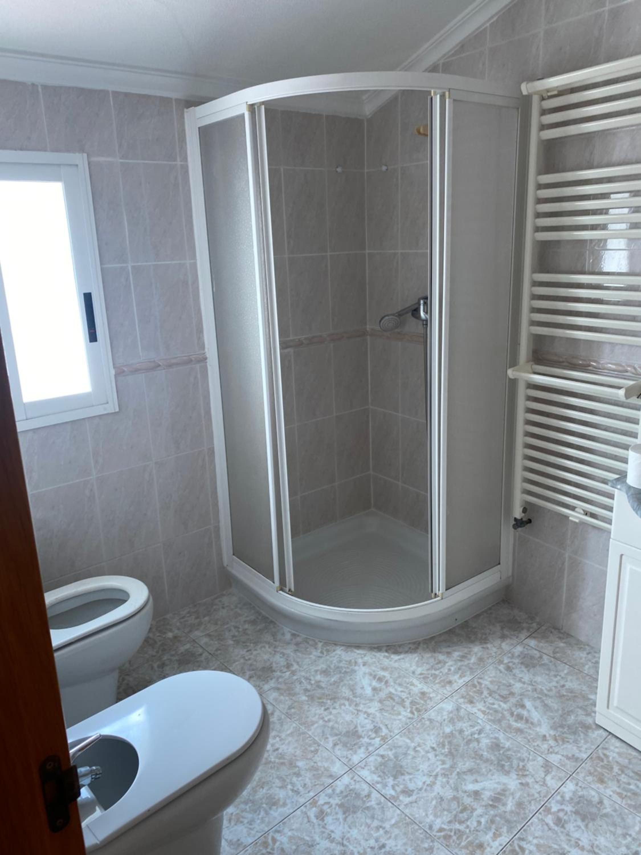 Agradable Adosado 3 plantas Altea