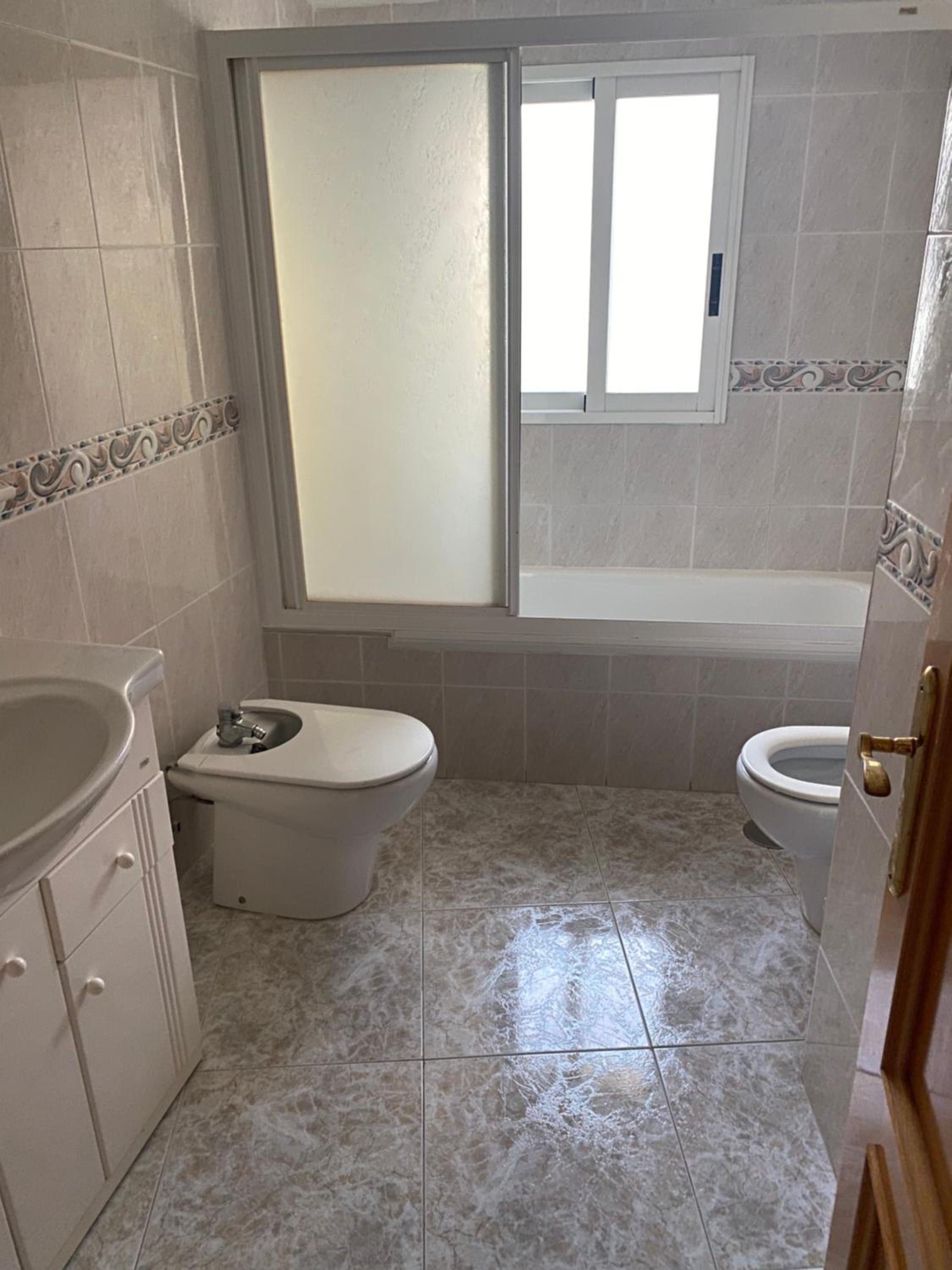 Agradable Adosado 3 plantas Altea