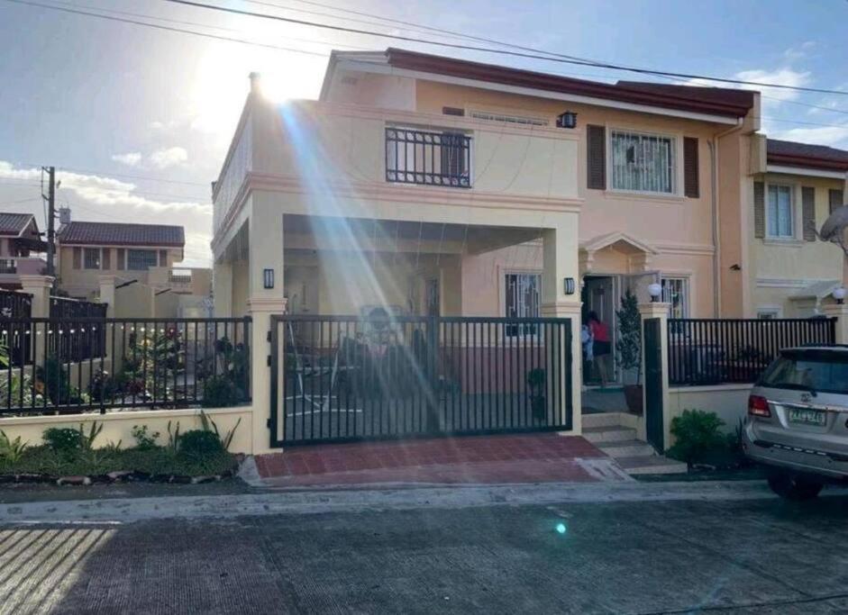 Delightful House in the Heart of Legazpi, Albay. view 2