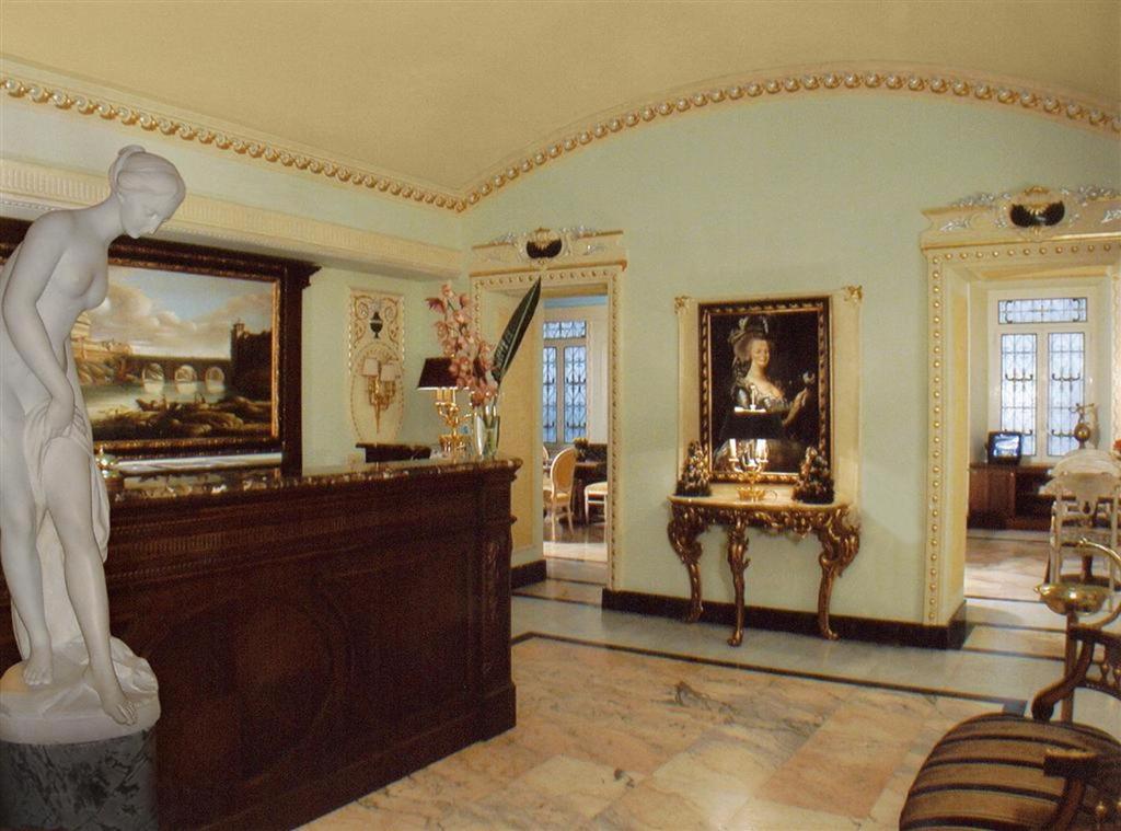 Hotel Champagne Palace 3