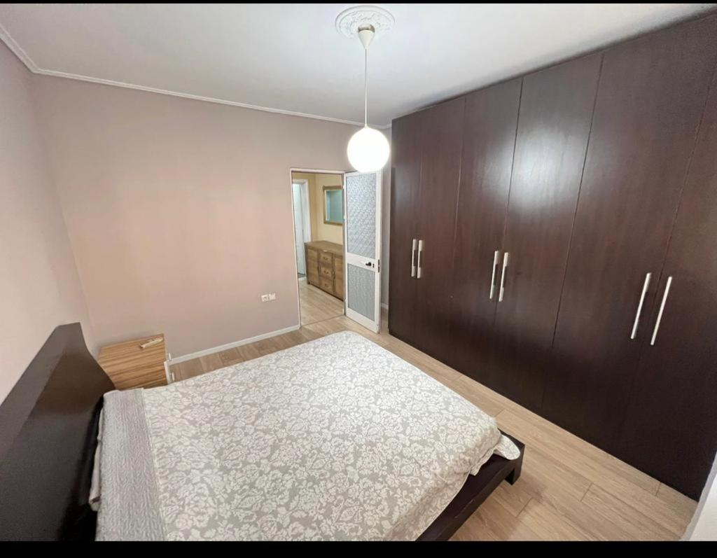 LETI APARTMENTS 21 ST photo 2
