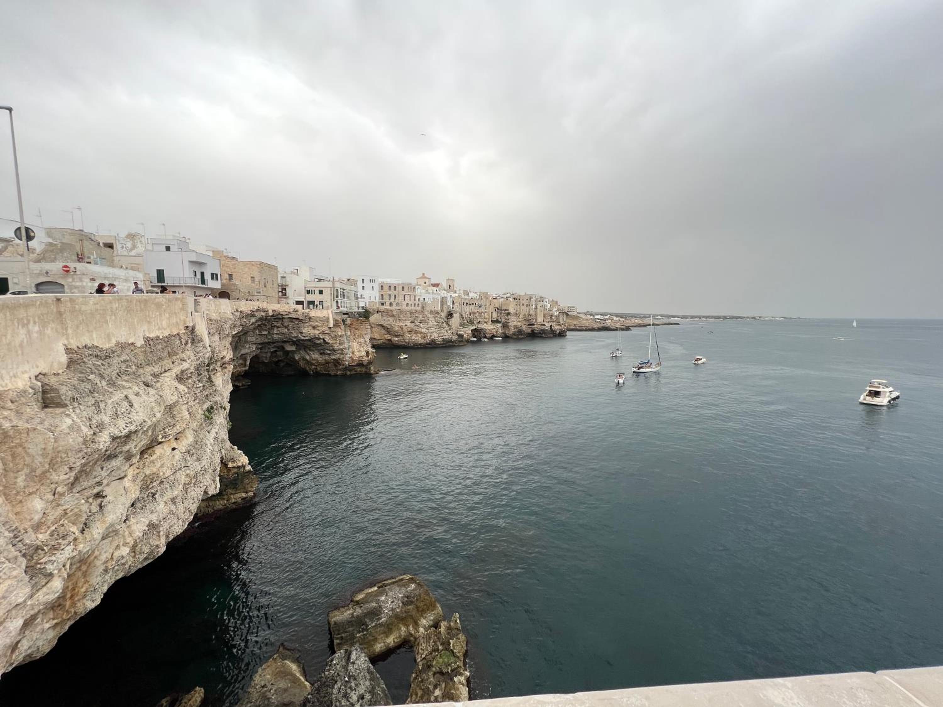 Photo 48