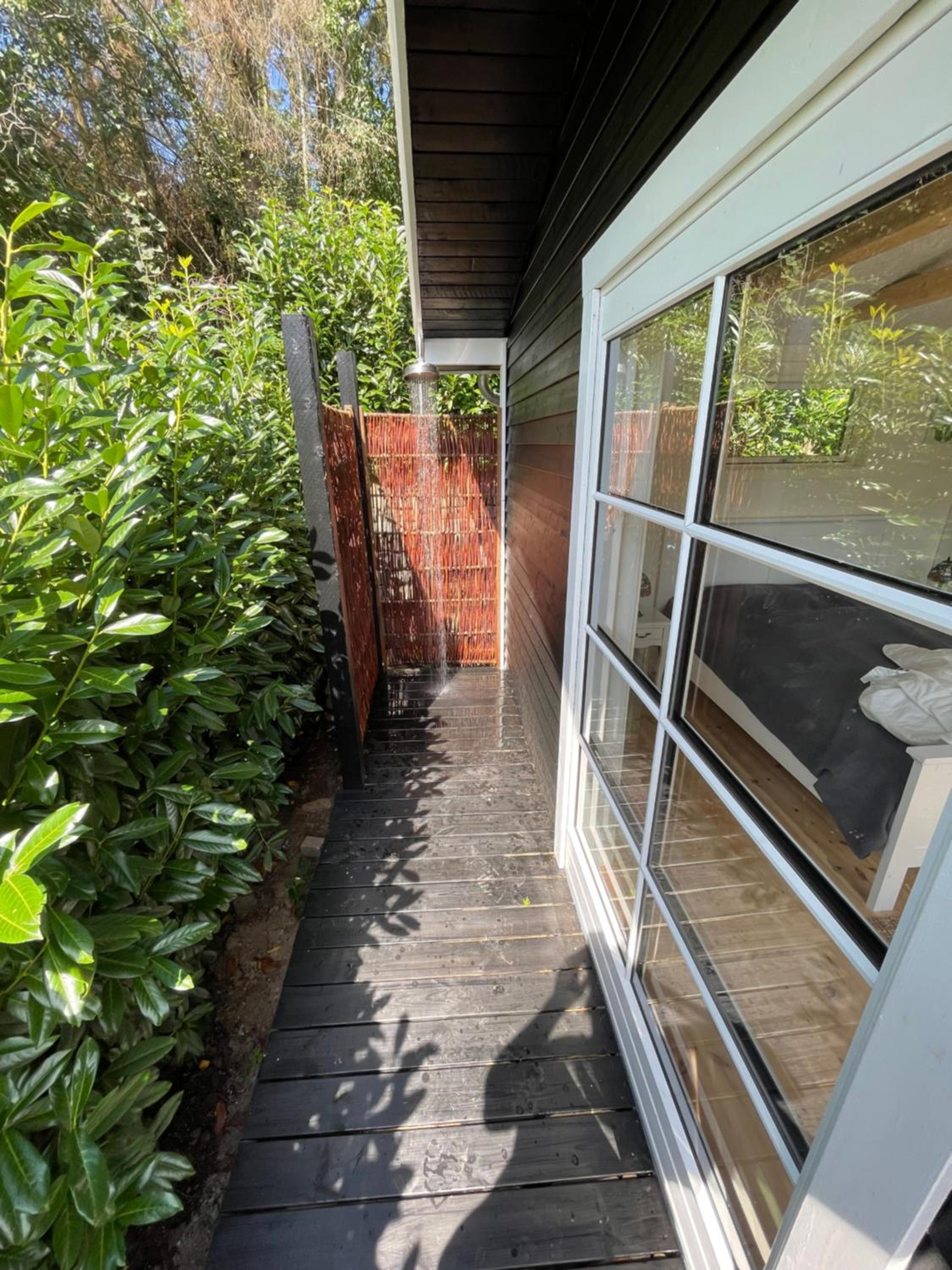 Hyggelig sommerhus. med udsigt, til vand fra senge view 3
