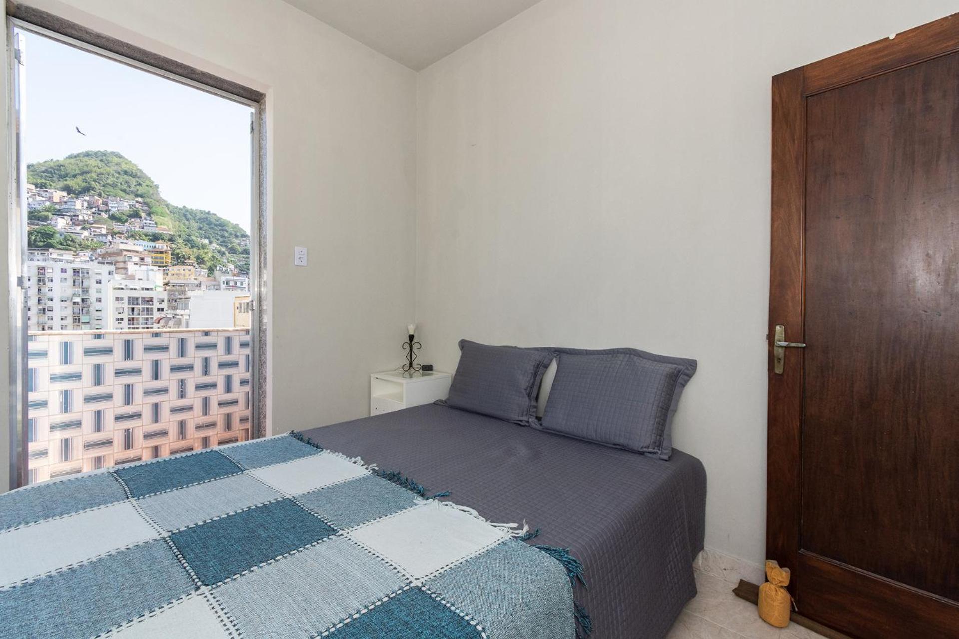 Apartamento c WiFi a 900m da Praia do Flamengo RJ