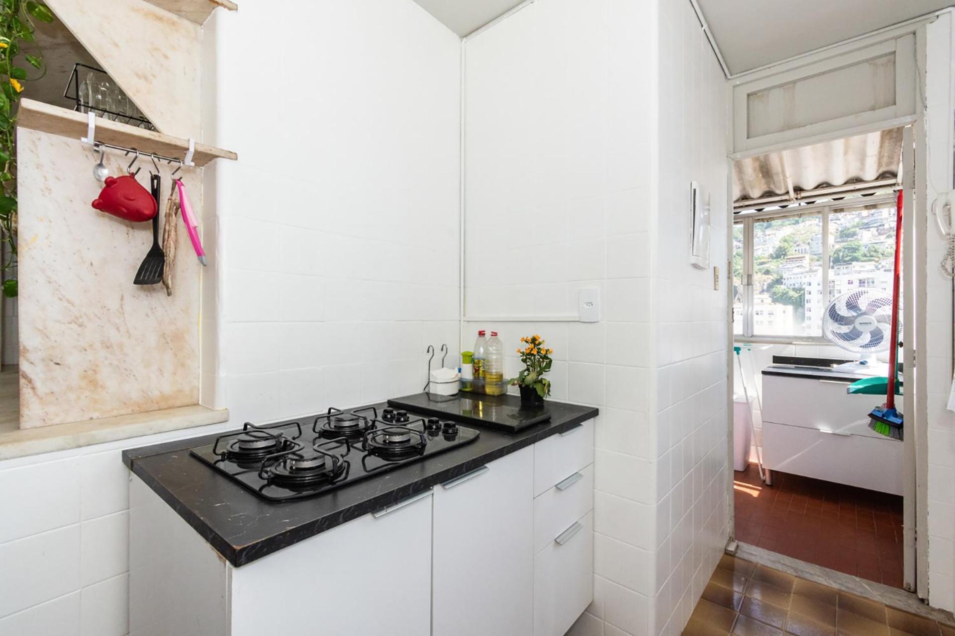 Apartamento c WiFi a 900m da Praia do Flamengo RJ