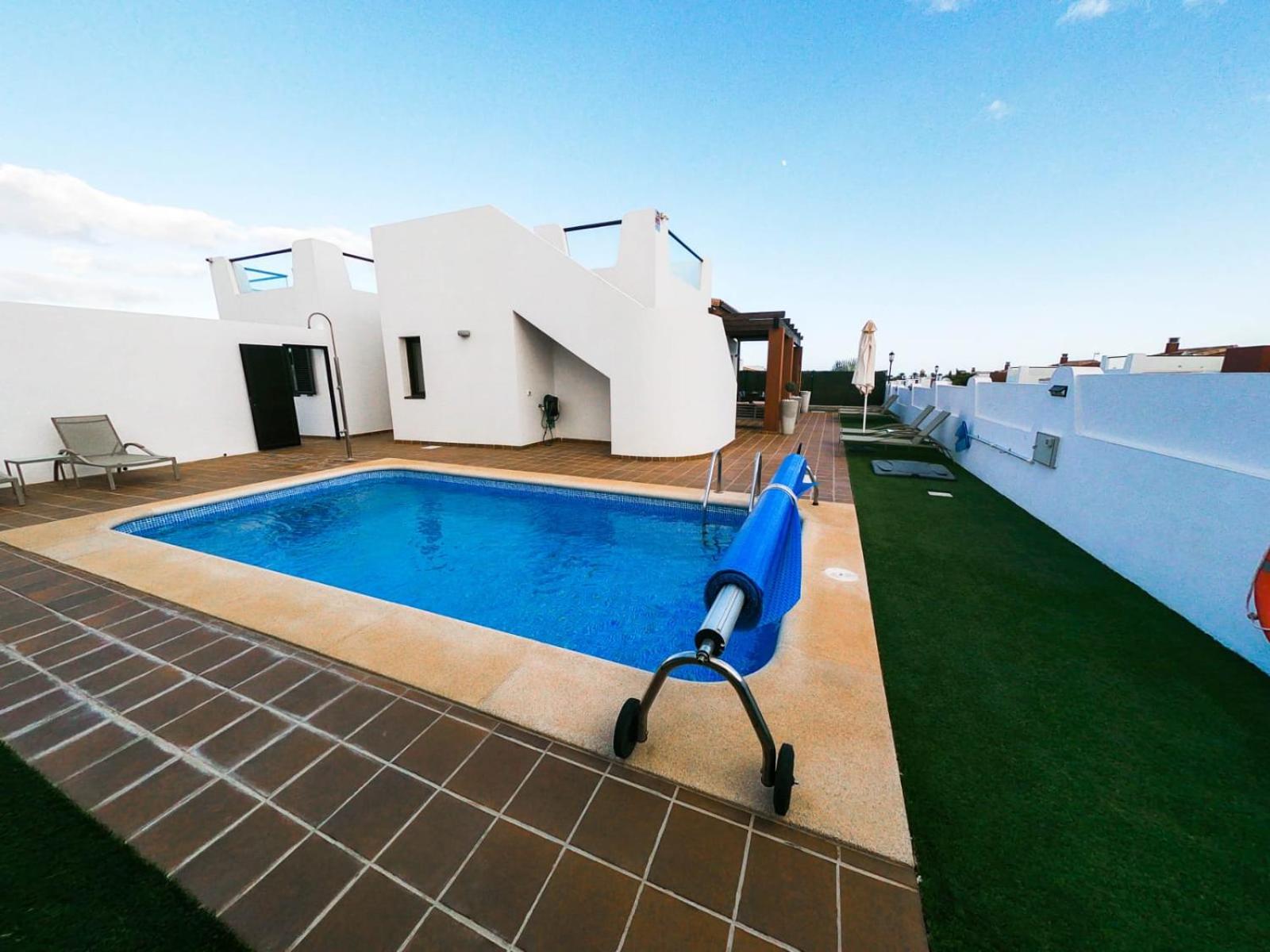 Villa James