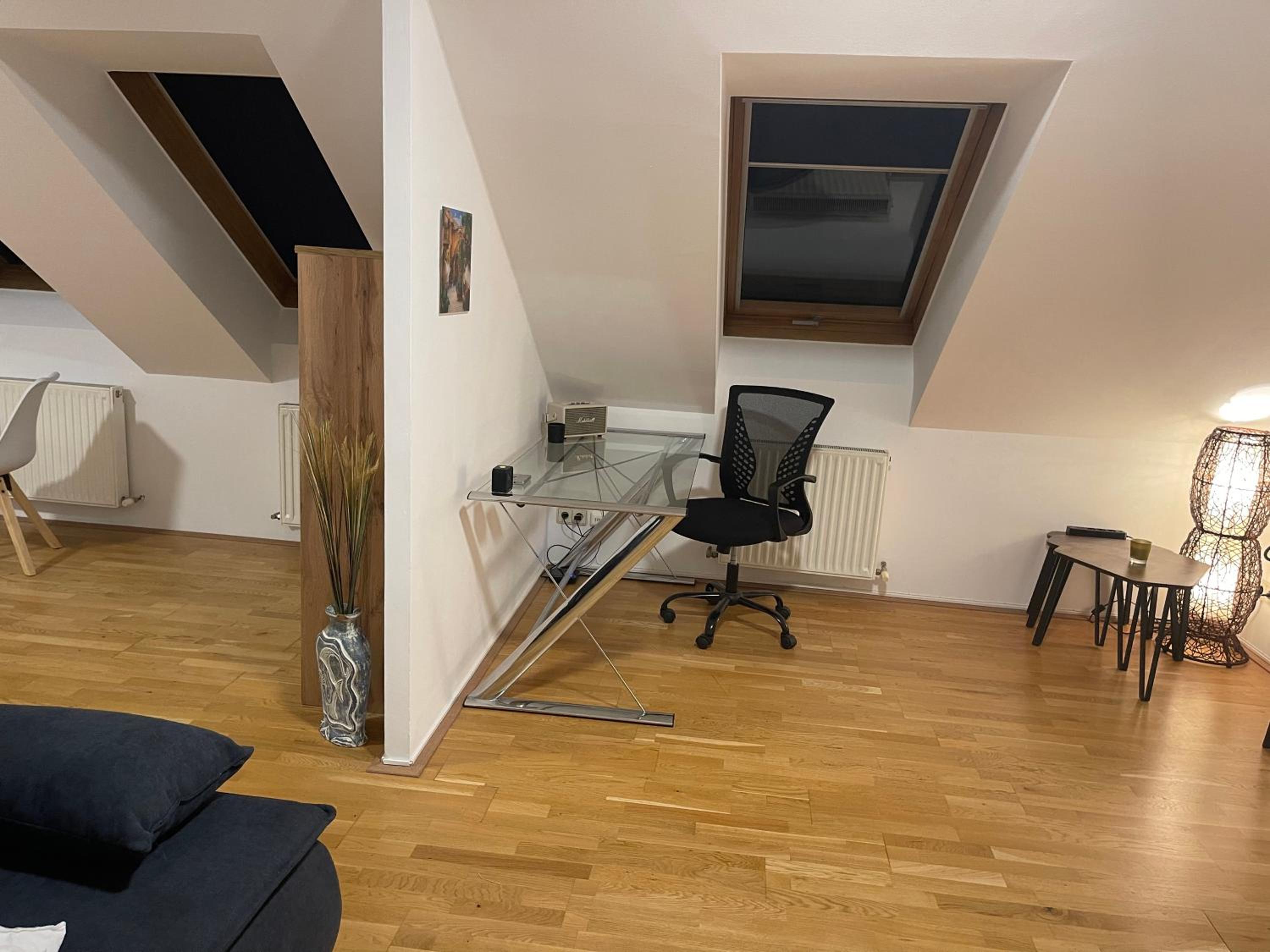 Klimatisiertes, Ruhiges Dachgeschoß CityApartment im Zentrum Wiens