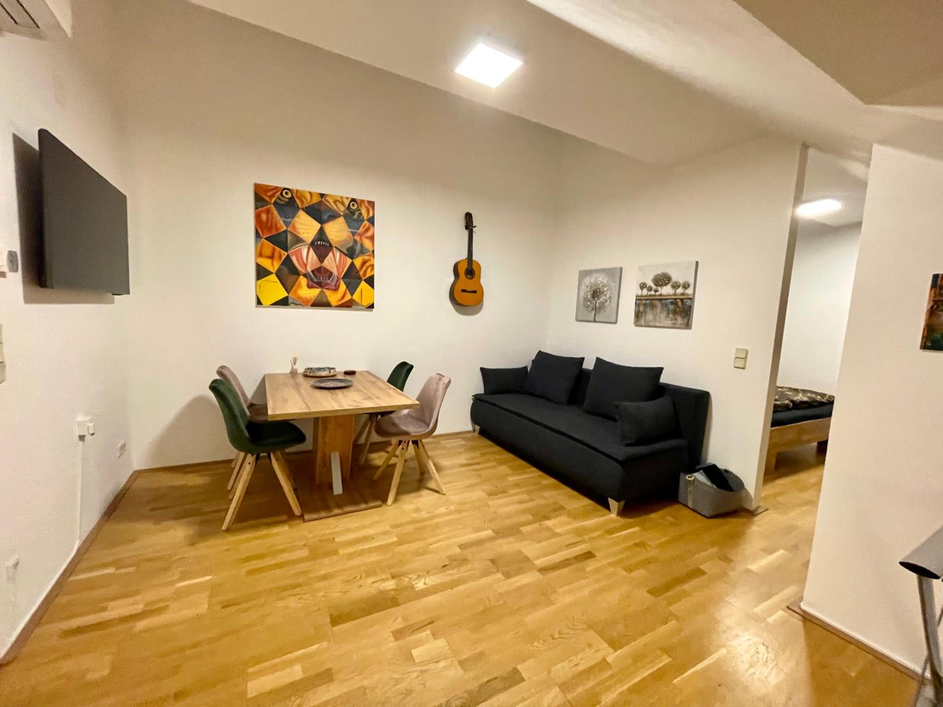 Klimatisiertes, Ruhiges Dachgeschoß CityApartment im Zentrum Wiens