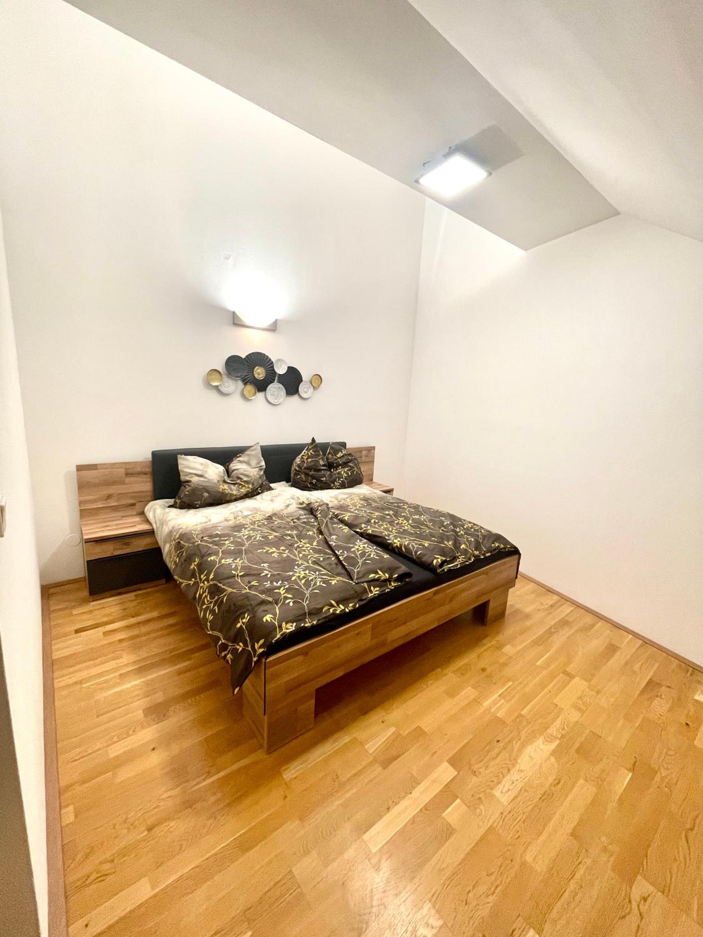 Klimatisiertes, Ruhiges Dachgeschoß CityApartment im Zentrum Wiens