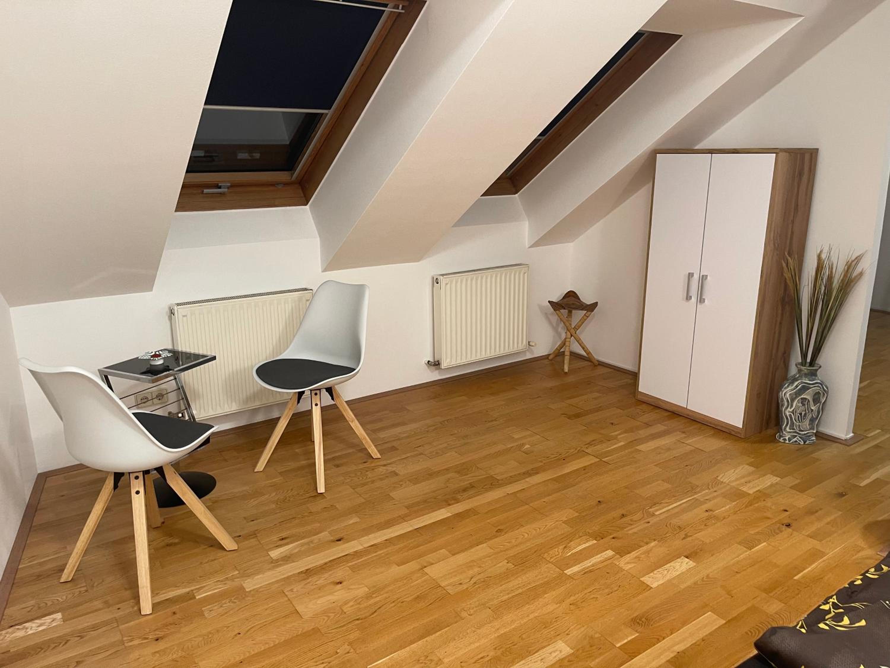 Klimatisiertes, Ruhiges Dachgeschoß CityApartment im Zentrum Wiens