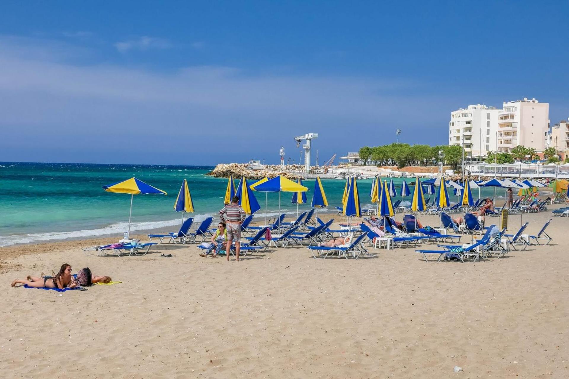 Antigone's Lux Home 10mins walk to beach, old town, city