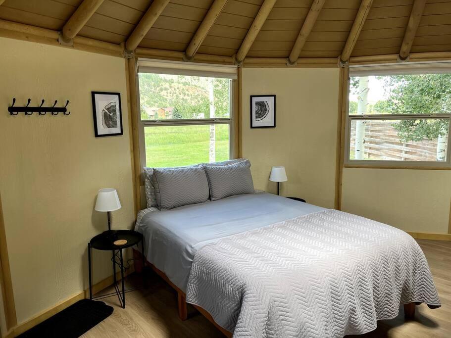 Lodgepole Yurt at Aspen Ridge Cabins view 3