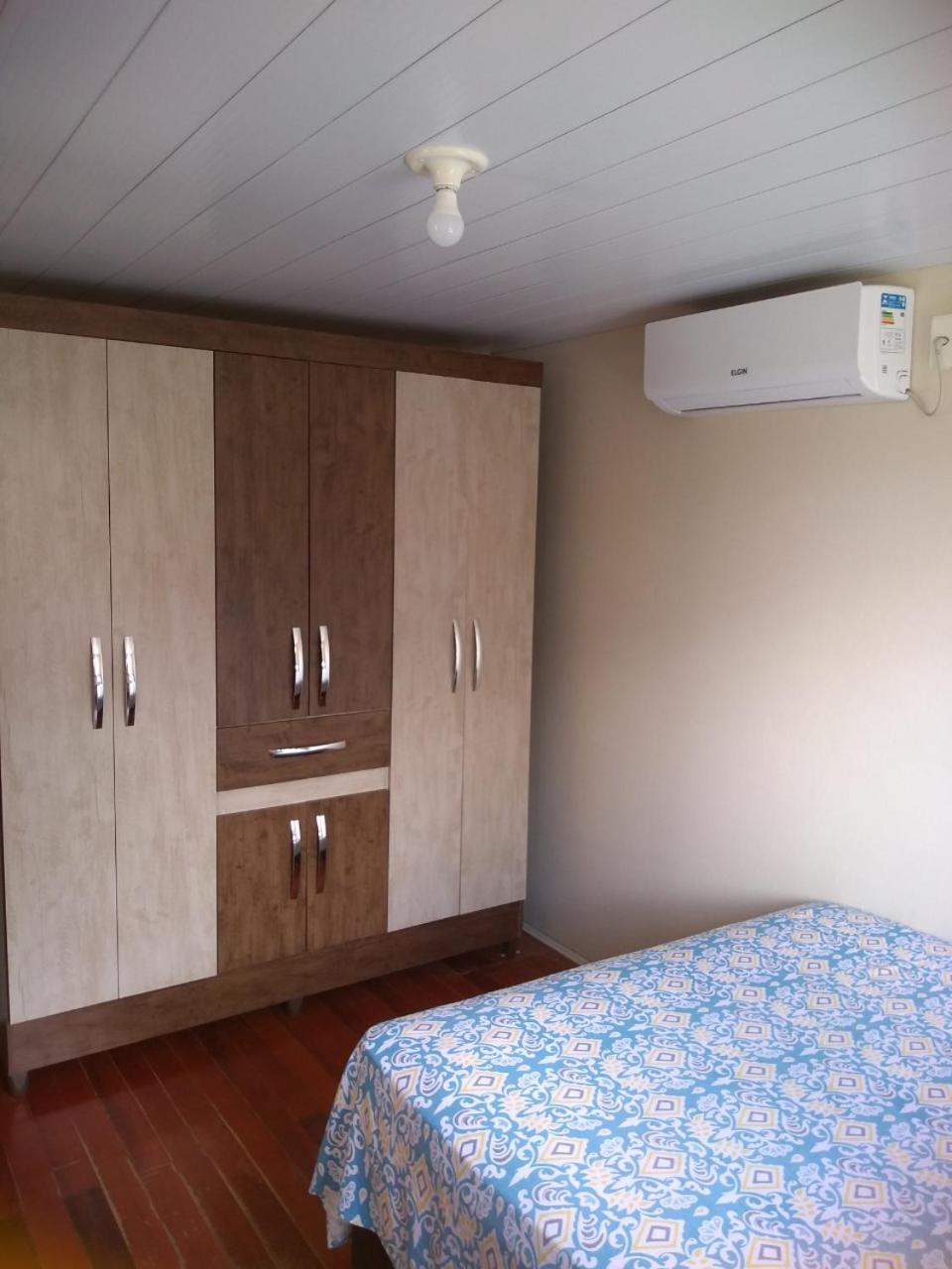 Casa na Pinheira, Praia de Cima