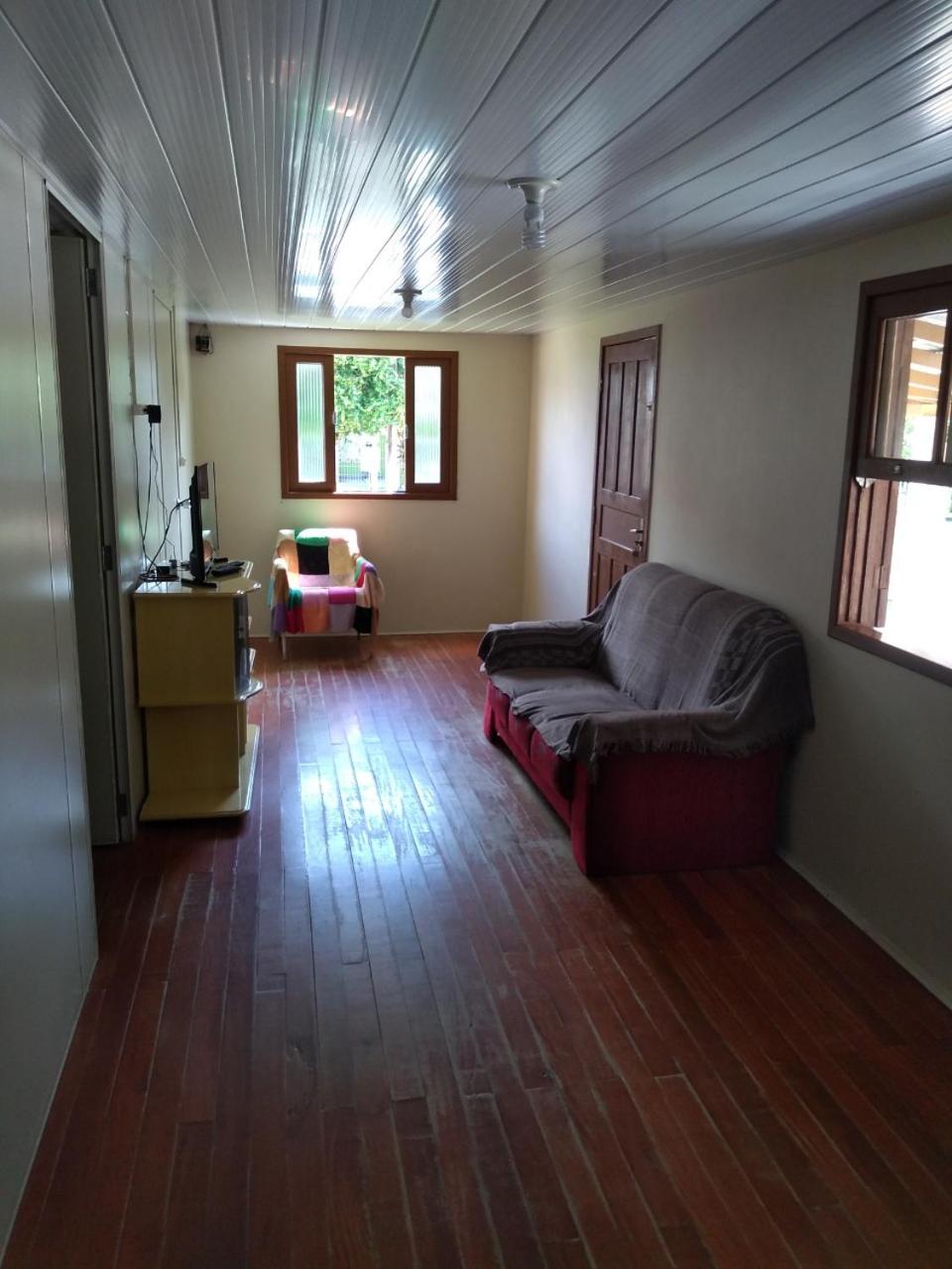 Casa na Pinheira, Praia de Cima