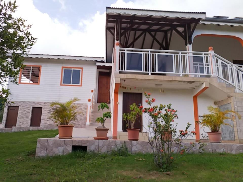 Nouveau logement T2 avec vue sur mer et montagne view 4