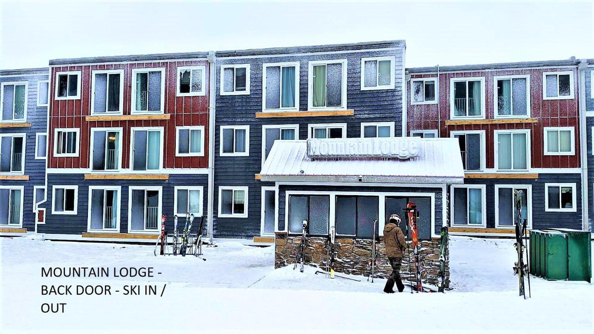 Snowshoe Ski-InSki-Out Steps to Ballhooter Lift Mountain Lodge Condo view 3