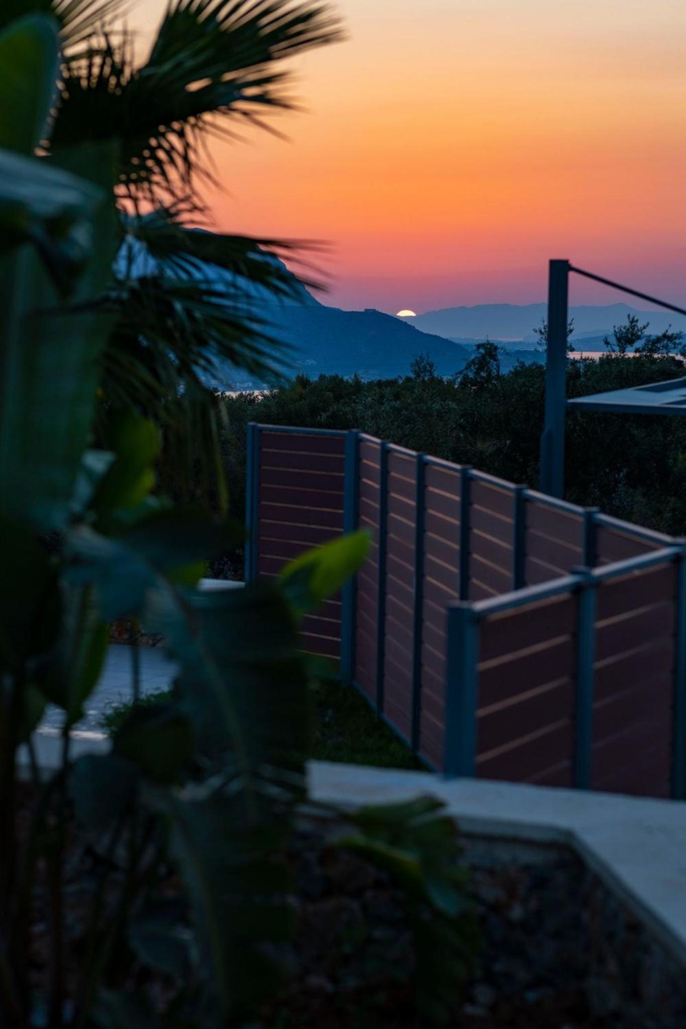 Electra Villas
