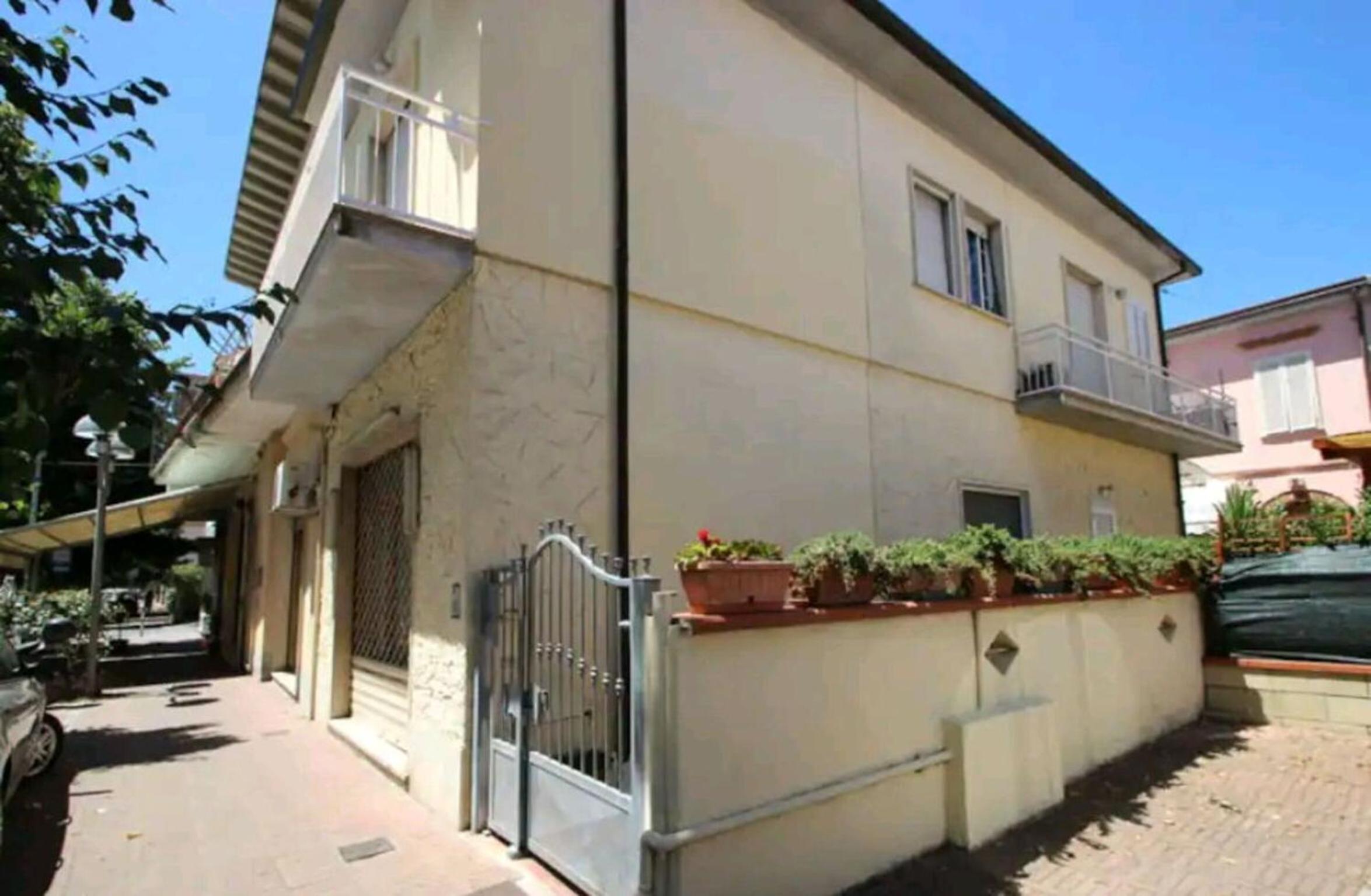 Comfy Flat by Belcanto Villas view 3