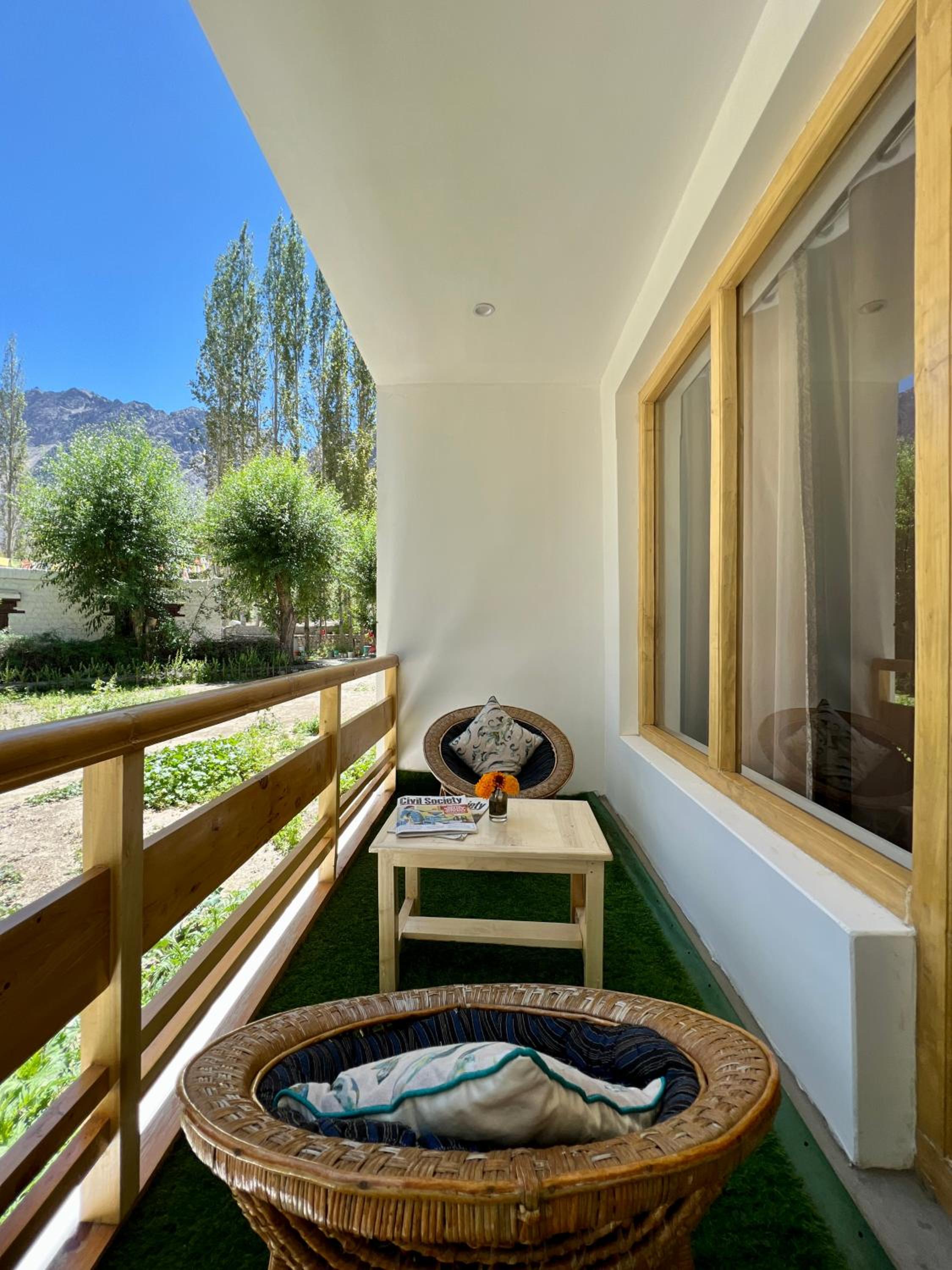 balance & terrace