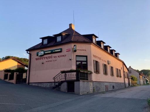 Restaurace a penzion Na Růžku