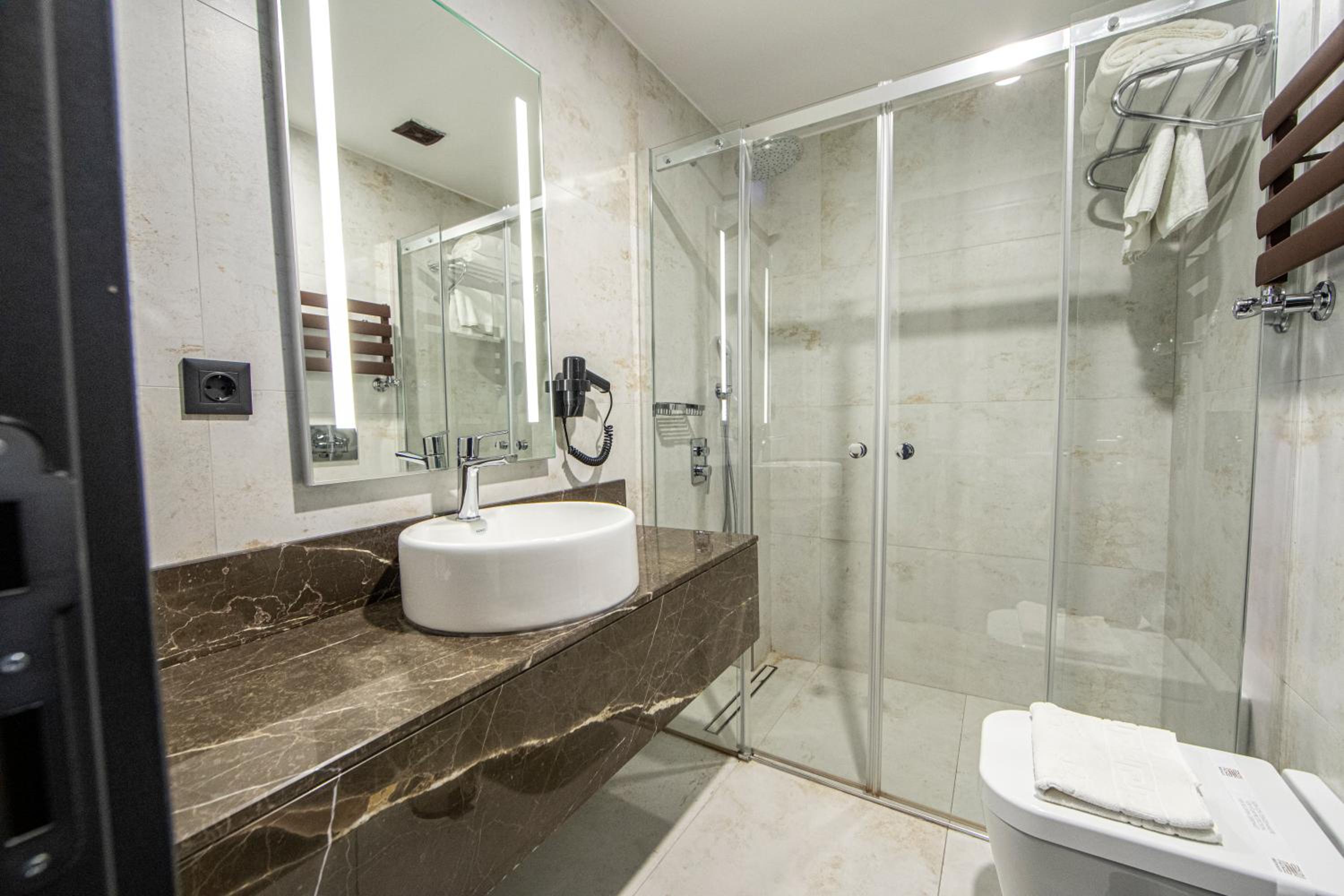 MENALO PREMIUM İSTANBUL HAVAALANI OTEL - Image 106