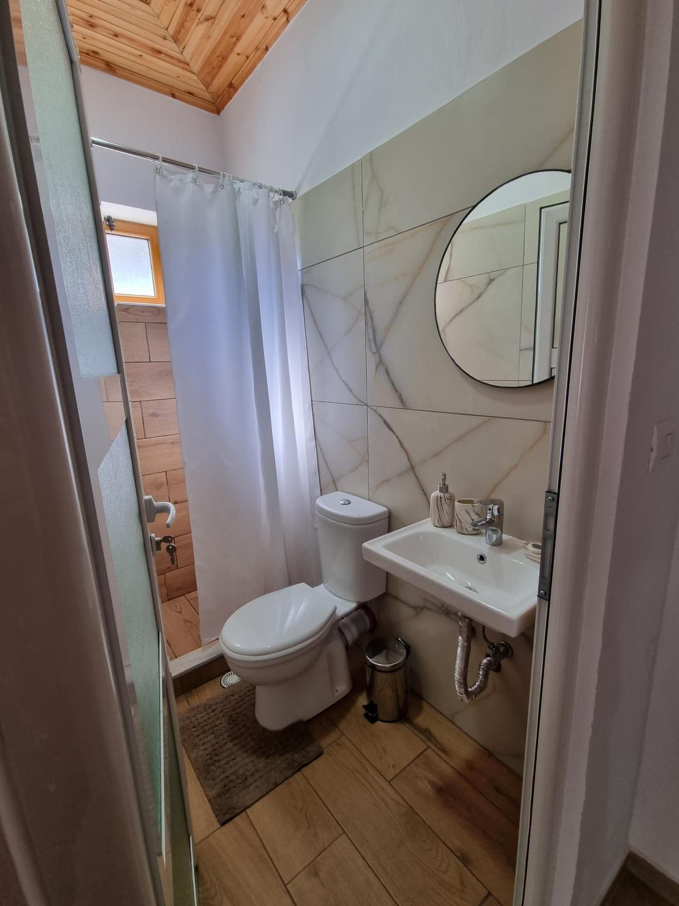 B Vishe Guest House