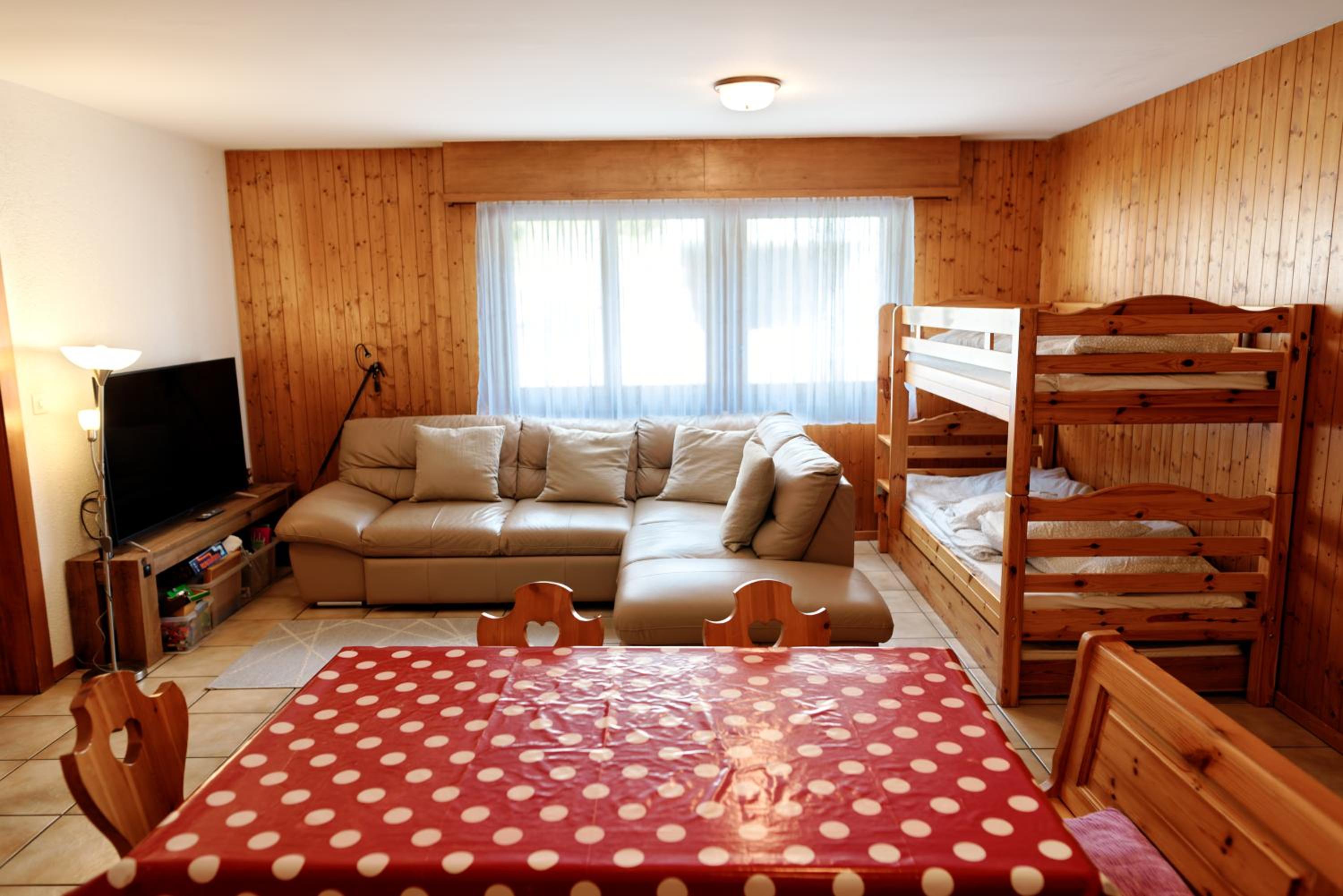 Photo 5