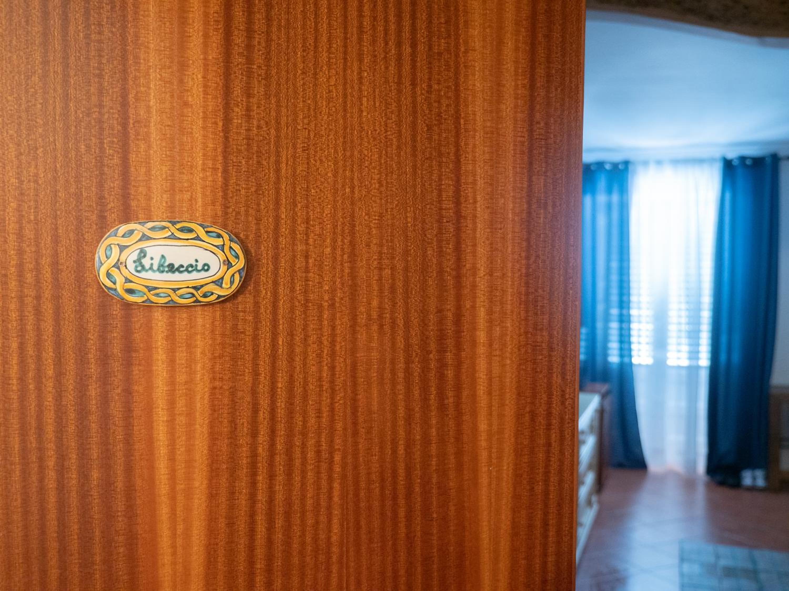 Kalamarina Rooms