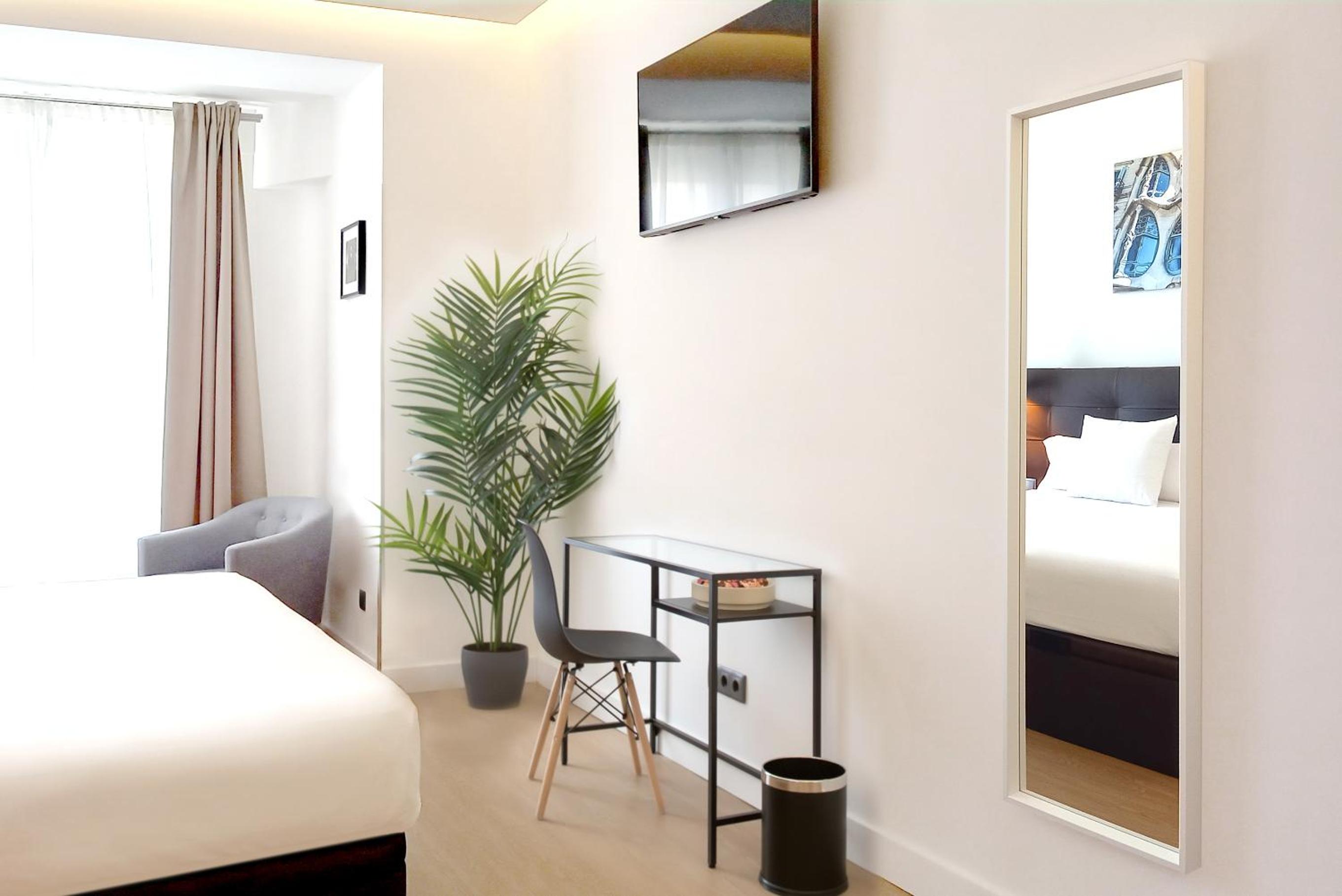 Woohoo Rooms Boutique Gran Vía view 3