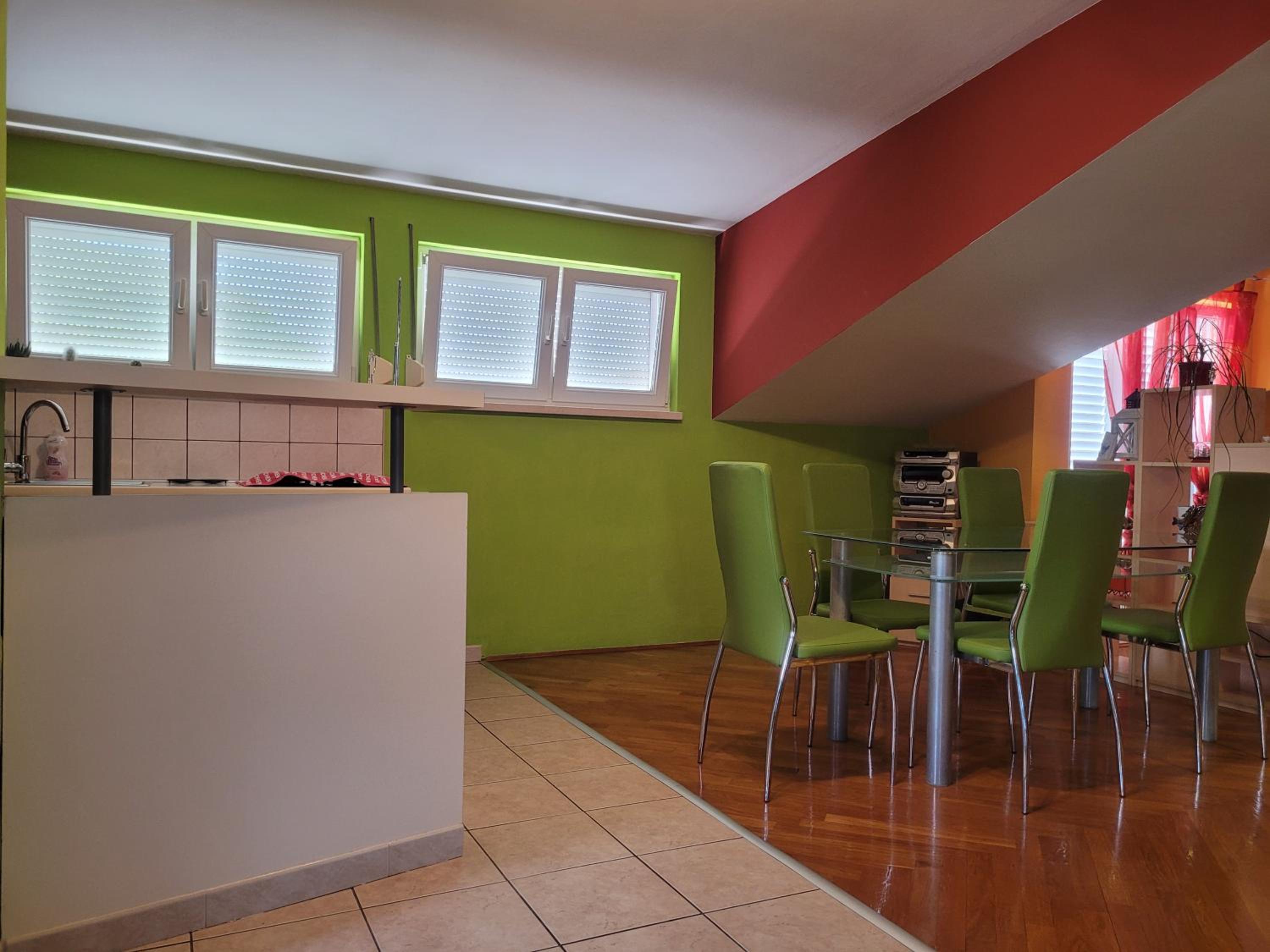 Apartman Mihe 1 view 2