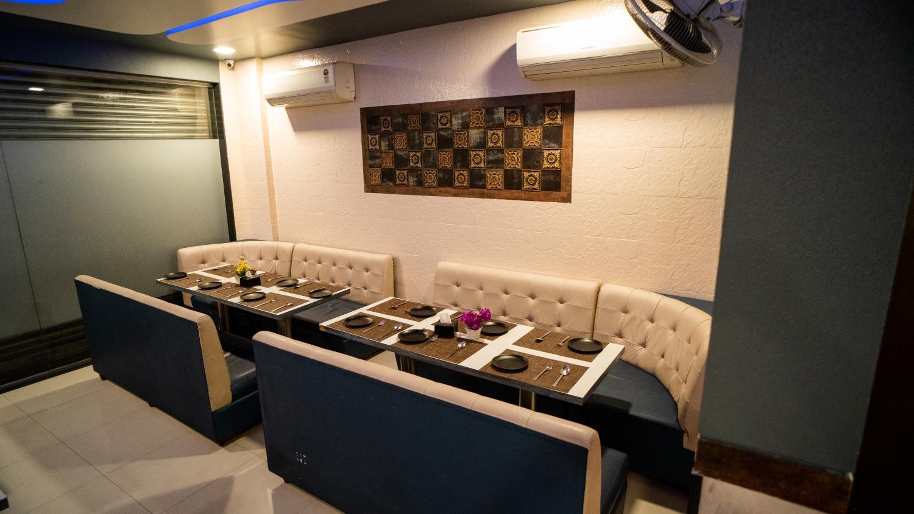 Hotel Mari Aai Residency