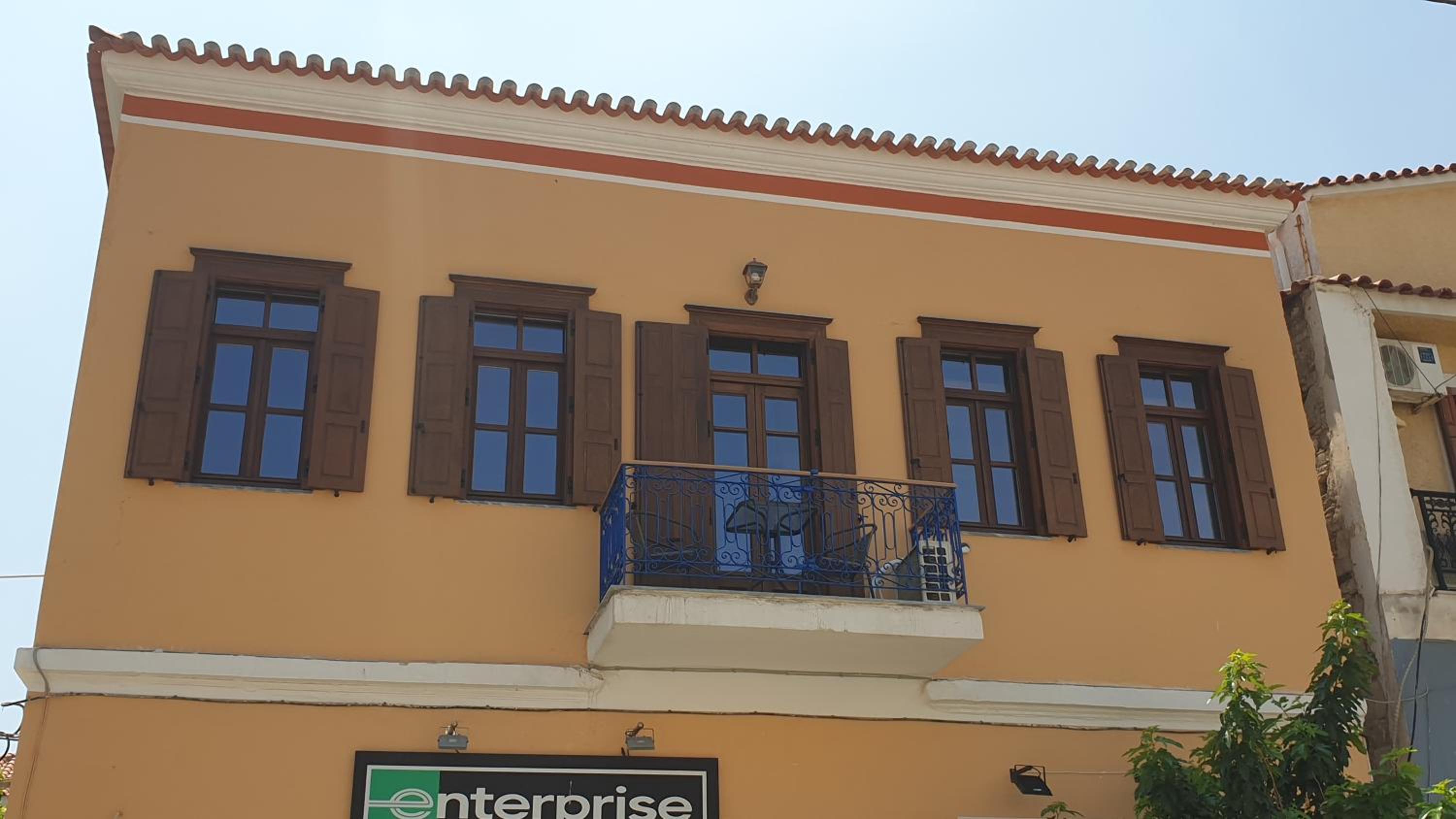Christos Katerina House view 4