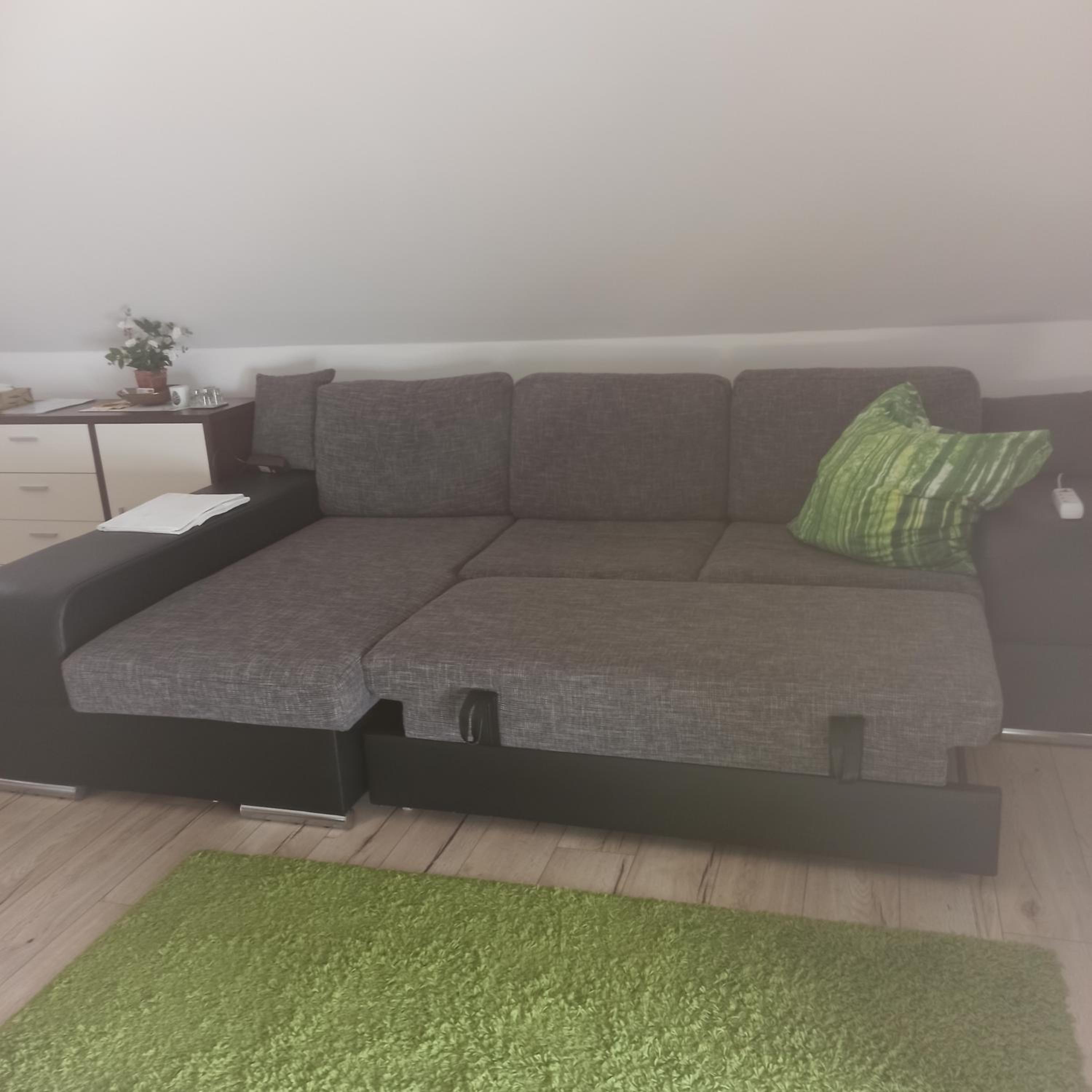Apartment 28 view 3