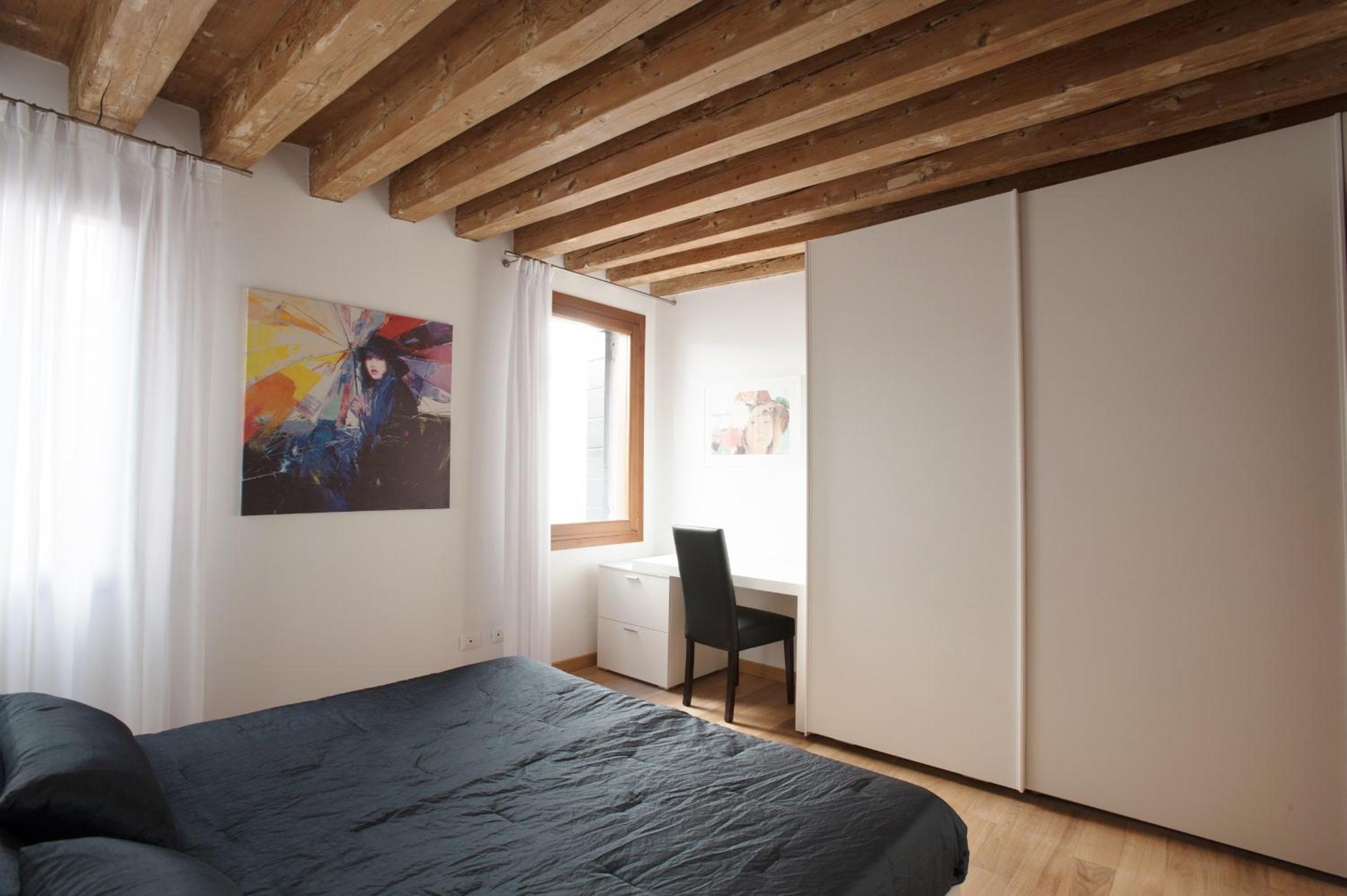 The Lion's House APT1