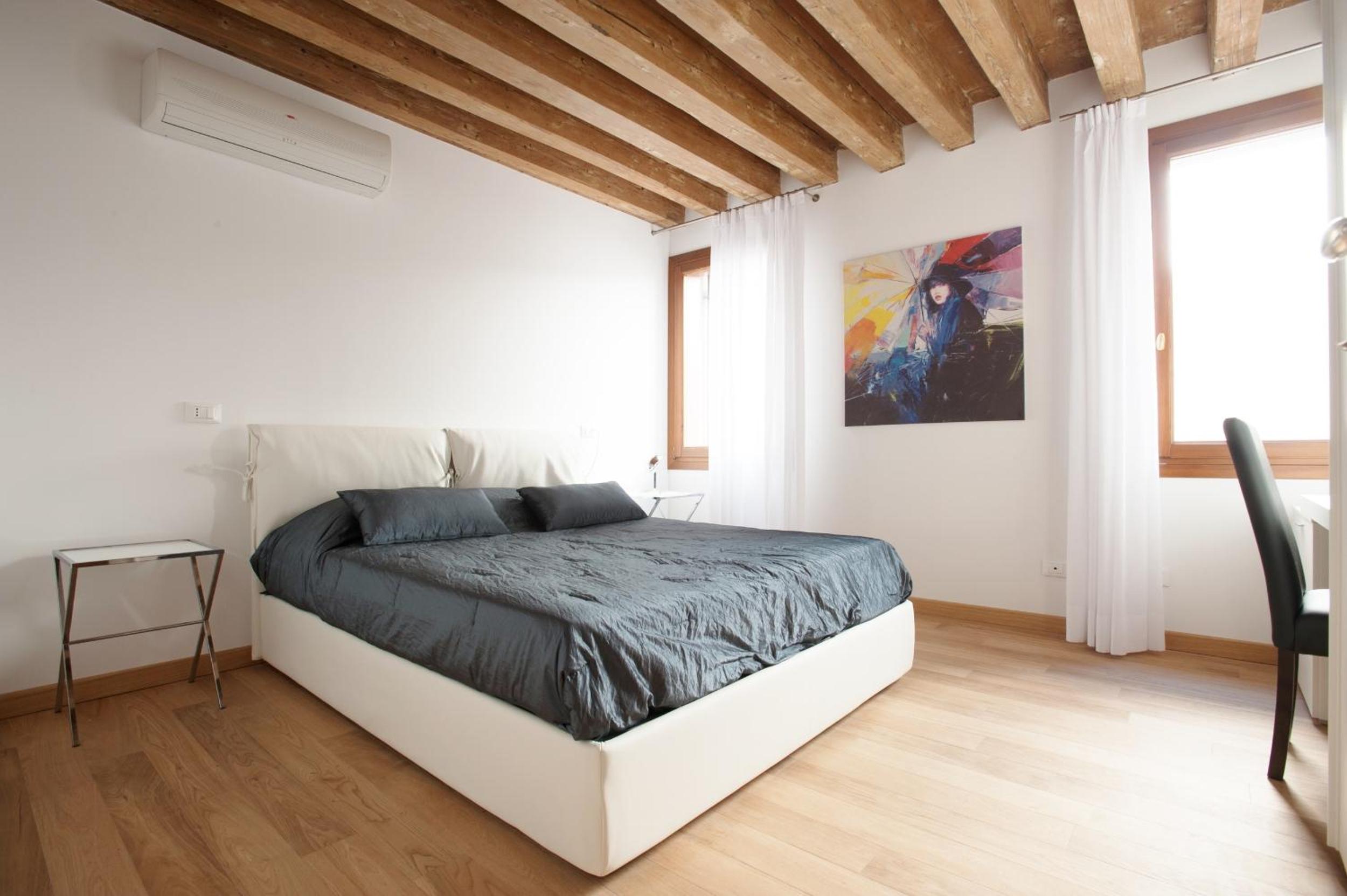 The Lion's House APT1