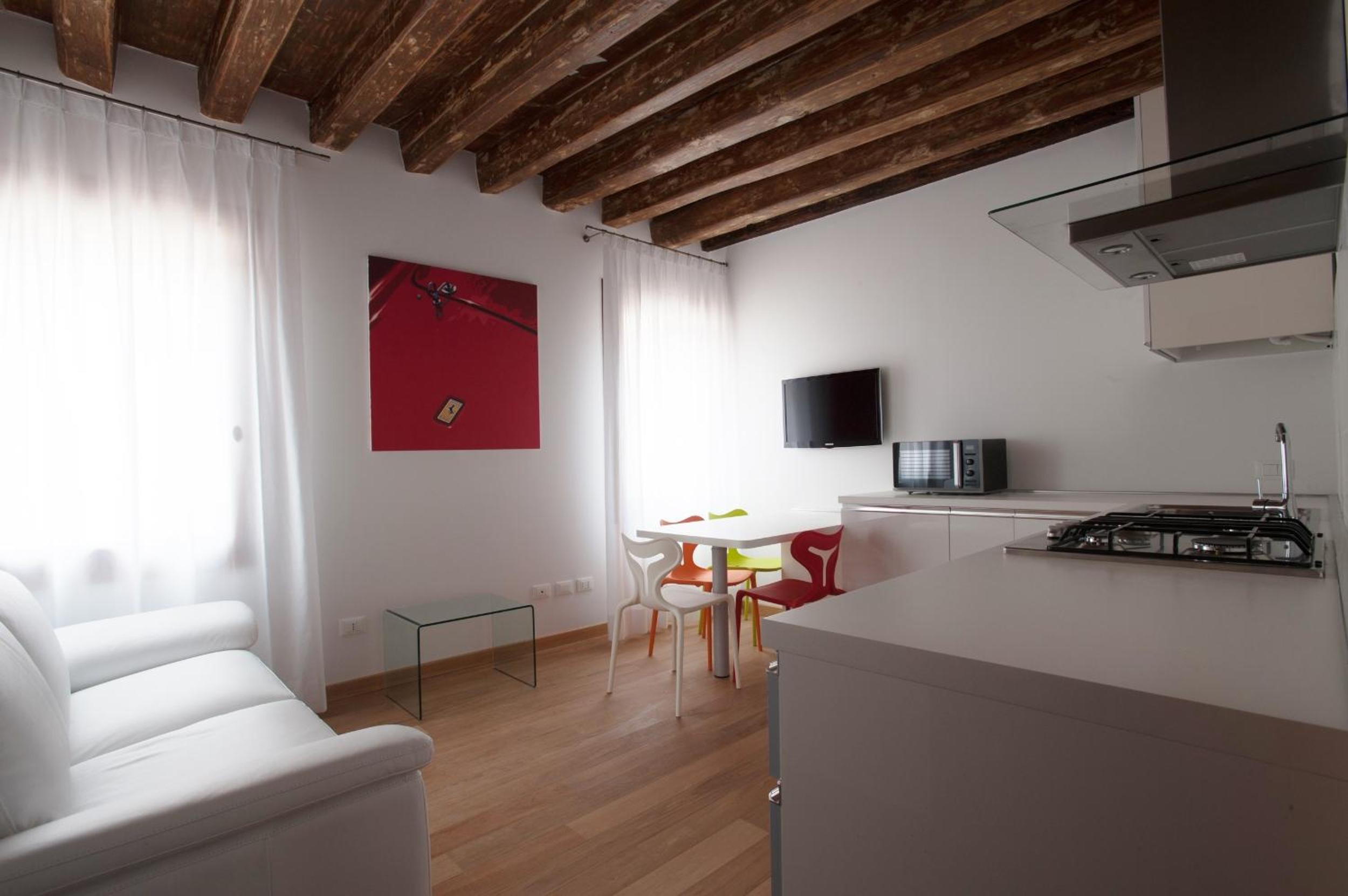 The Lion's House APT1