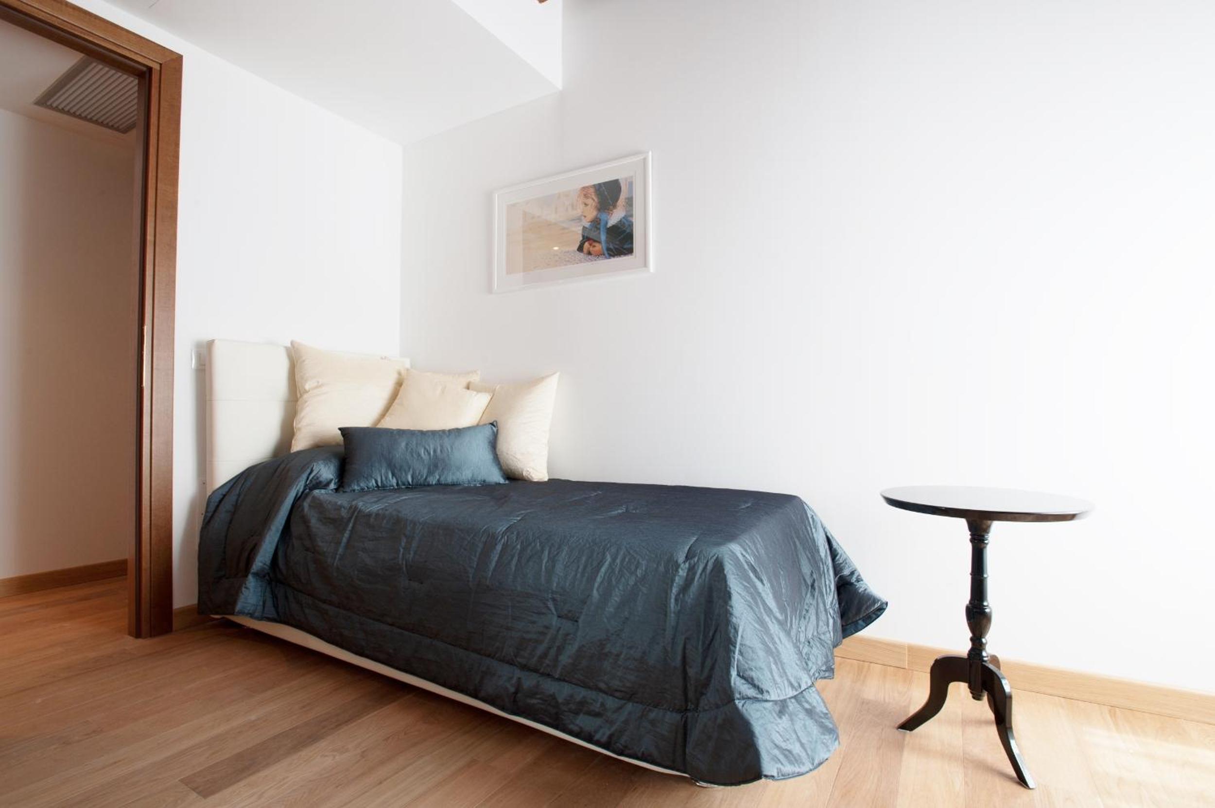 The Lion's House APT3