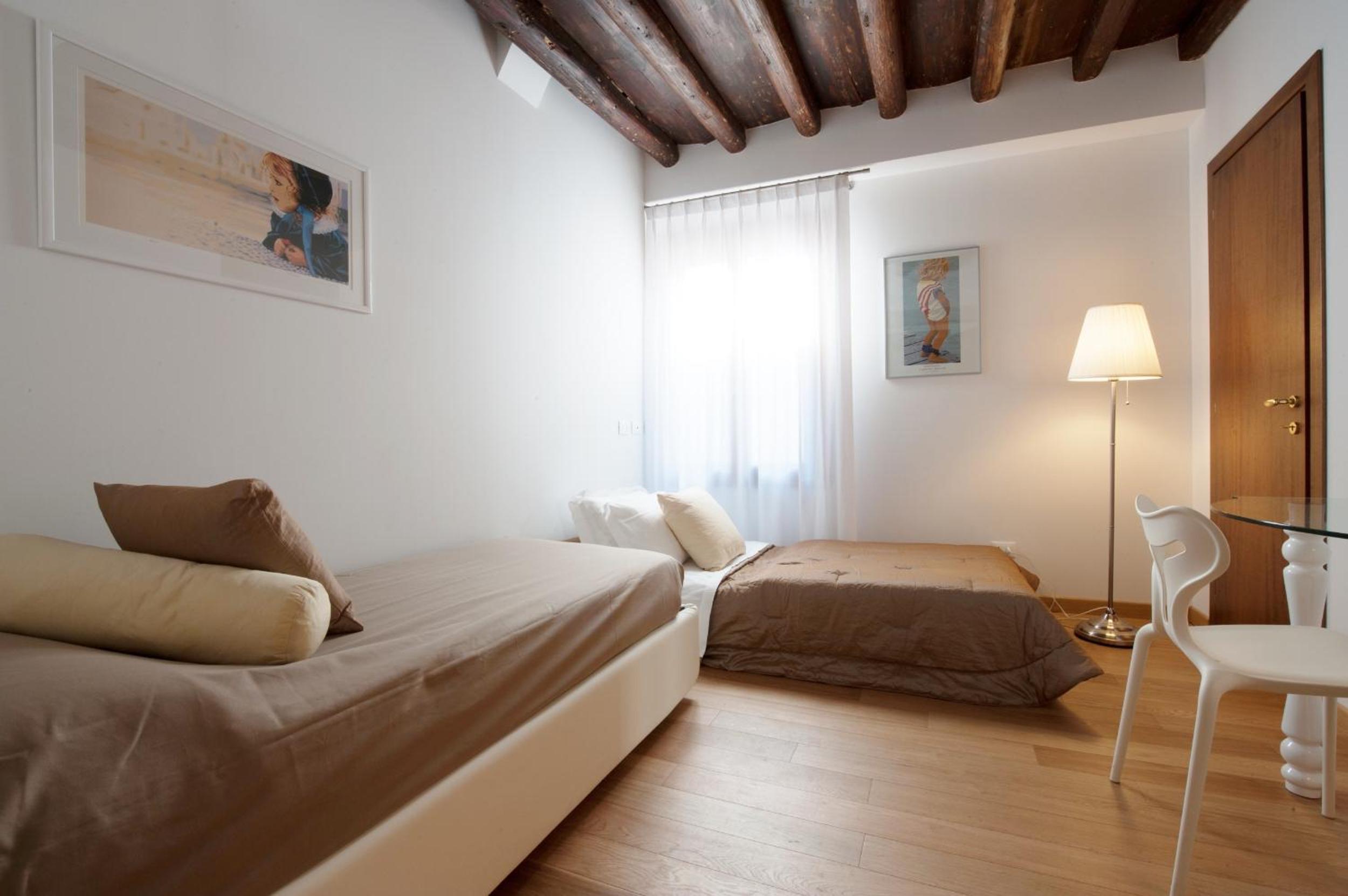 The Lion's House APT3