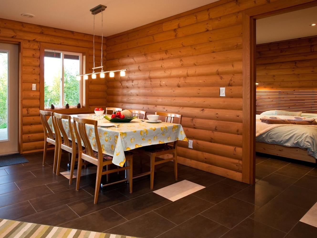 Myra Canyon Guest Ranch