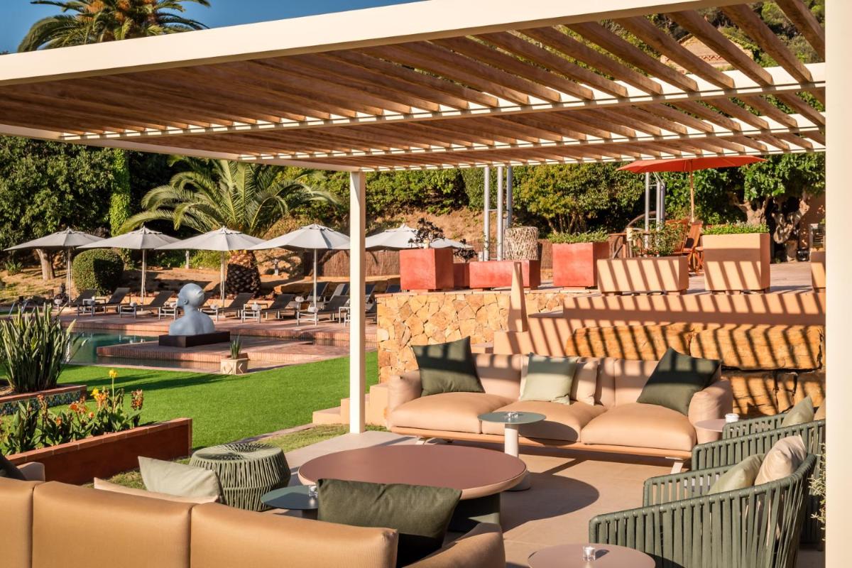 outdoor BBQ area