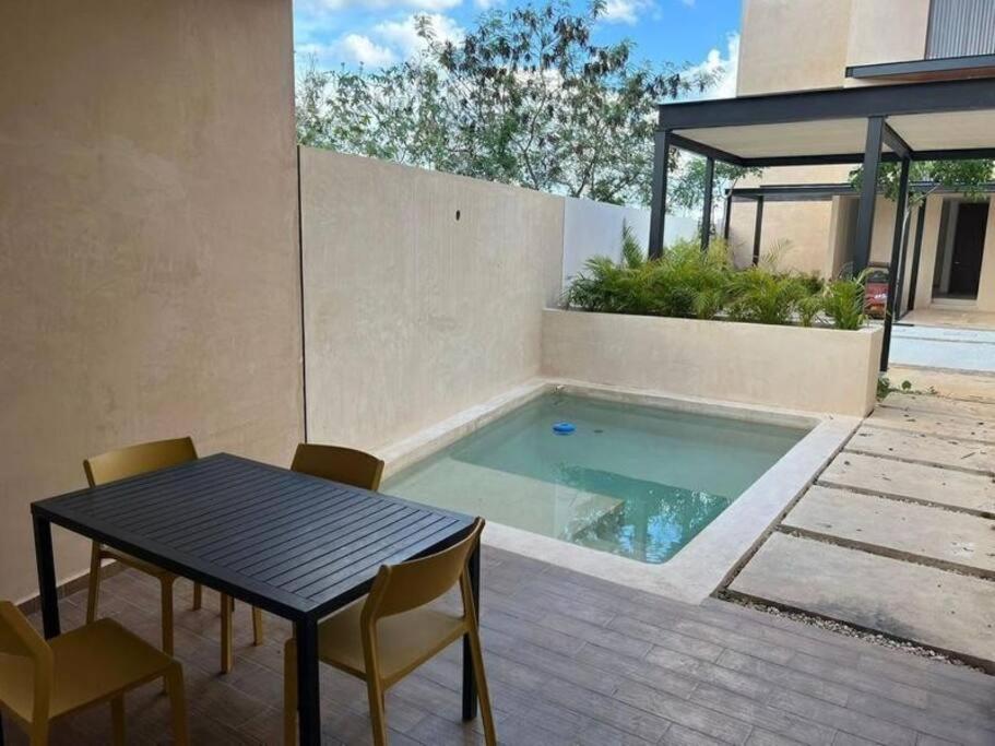New & beautiful apartment GF with private pool view 2