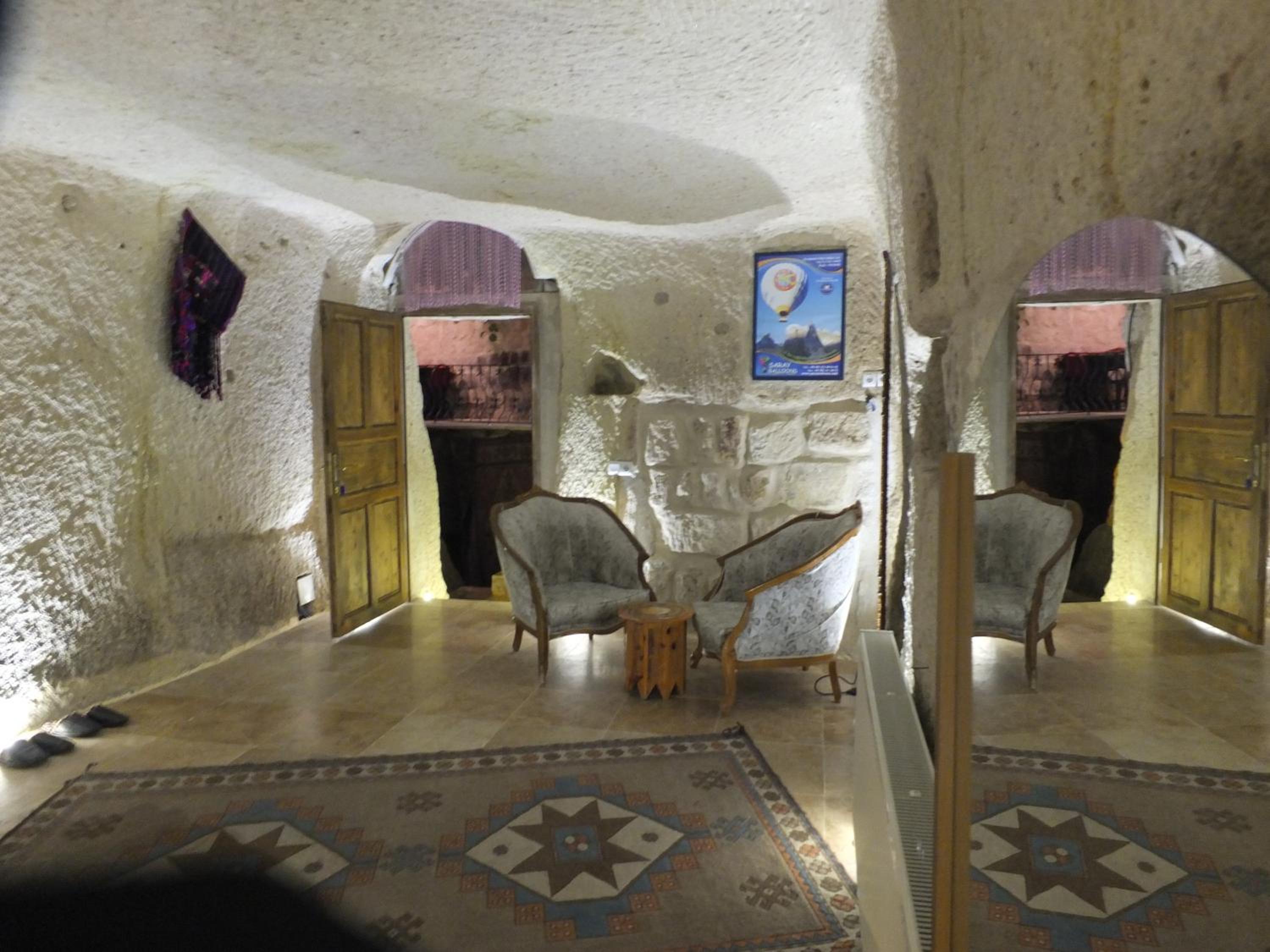 Coco Cave - Image 36